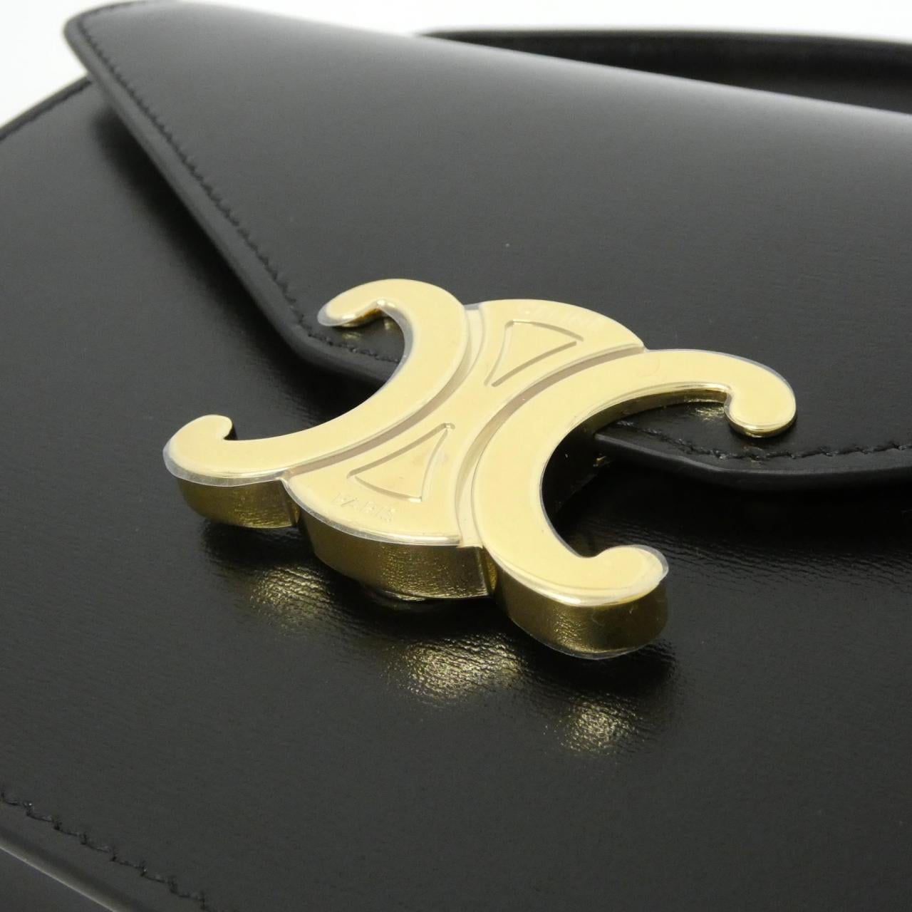 【新品】セリーヌ チェーン ウォレット マーゴ 10L033DPV チェーンウォレット