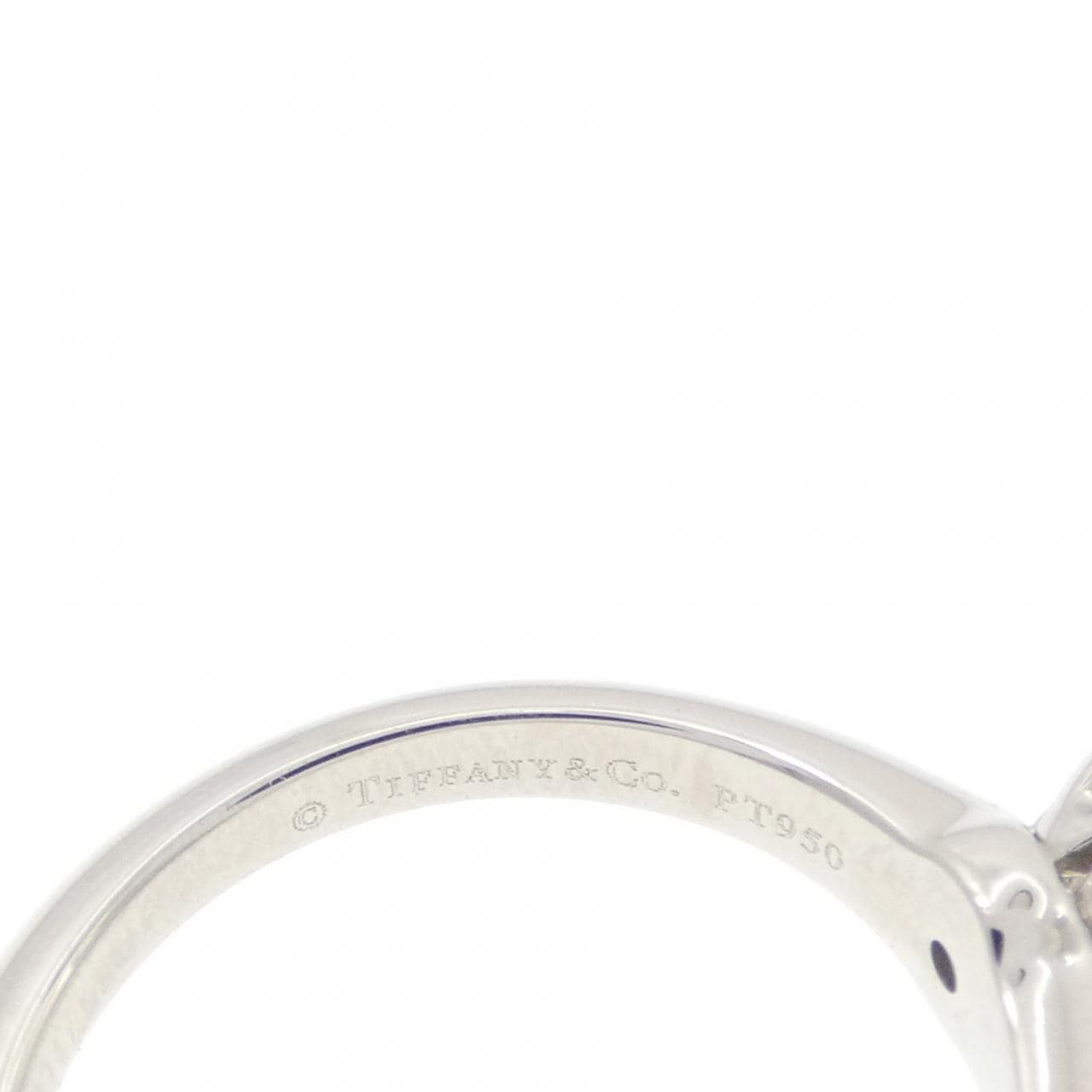 ティファニー クラシックソリティア リング 0.63CT F VVS1 3EXT