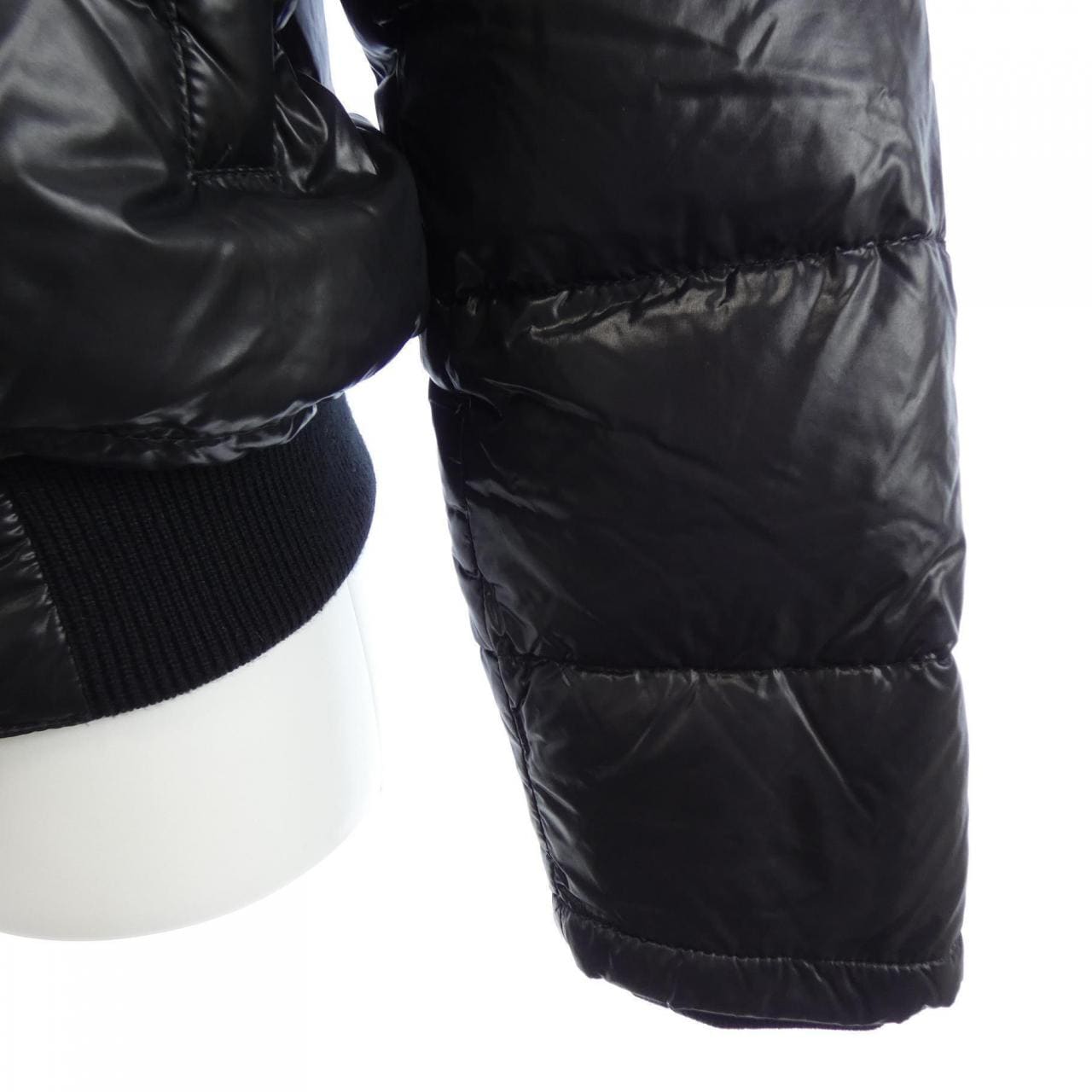 モンクレール MONCLER 41323/91 ダウンジャケット