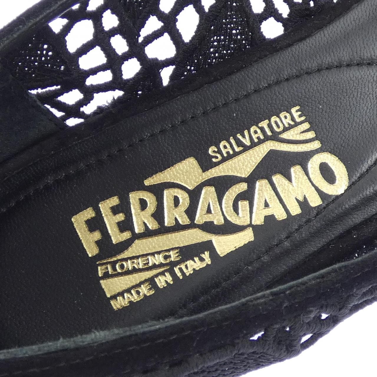 サルヴァトーレフェラガモ SALVATORE FERRAGAMO フラットシューズ