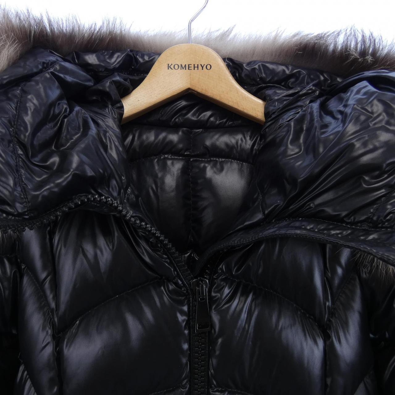 モンクレール MONCLER ダウンコート