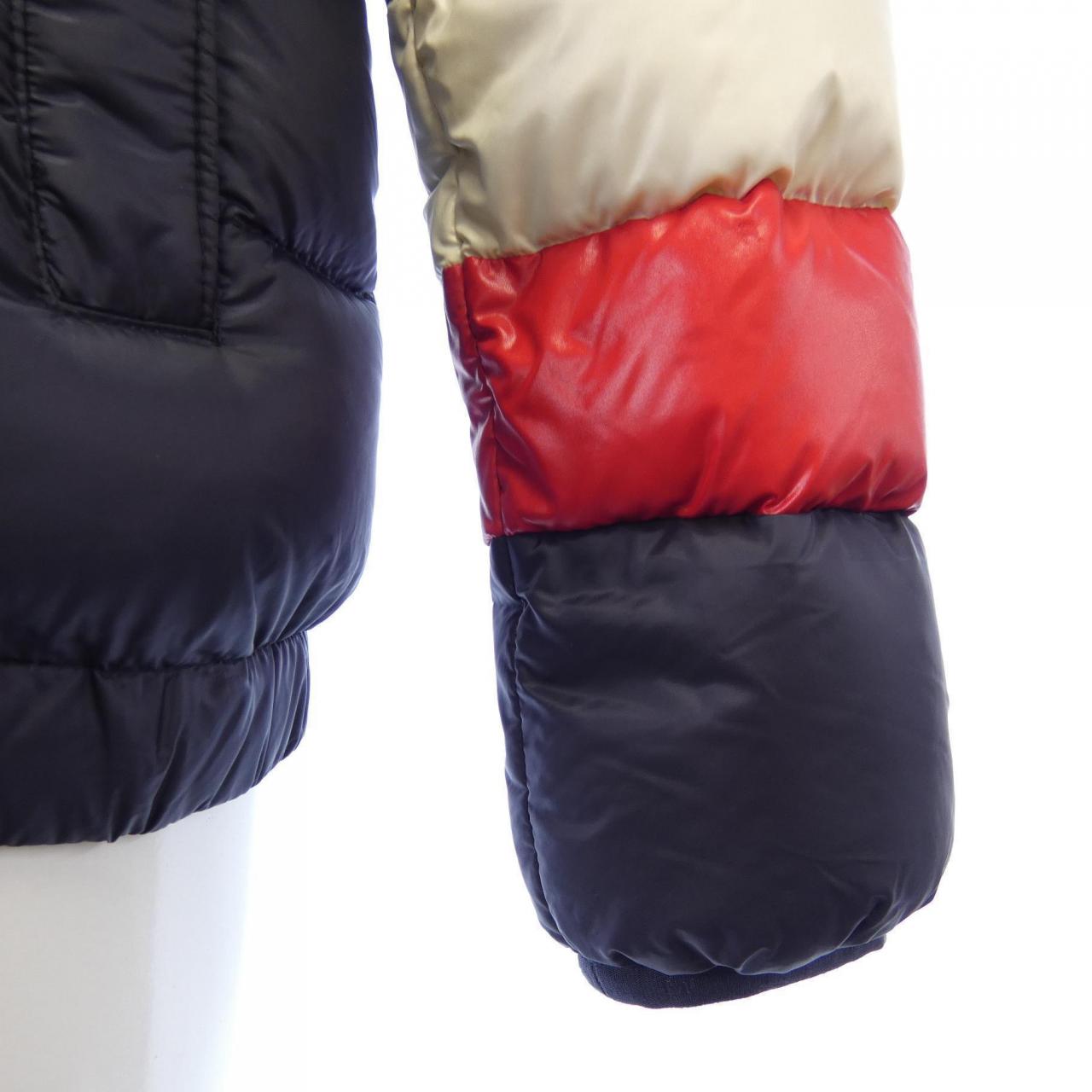 モンクレール MONCLER ダウンジャケット