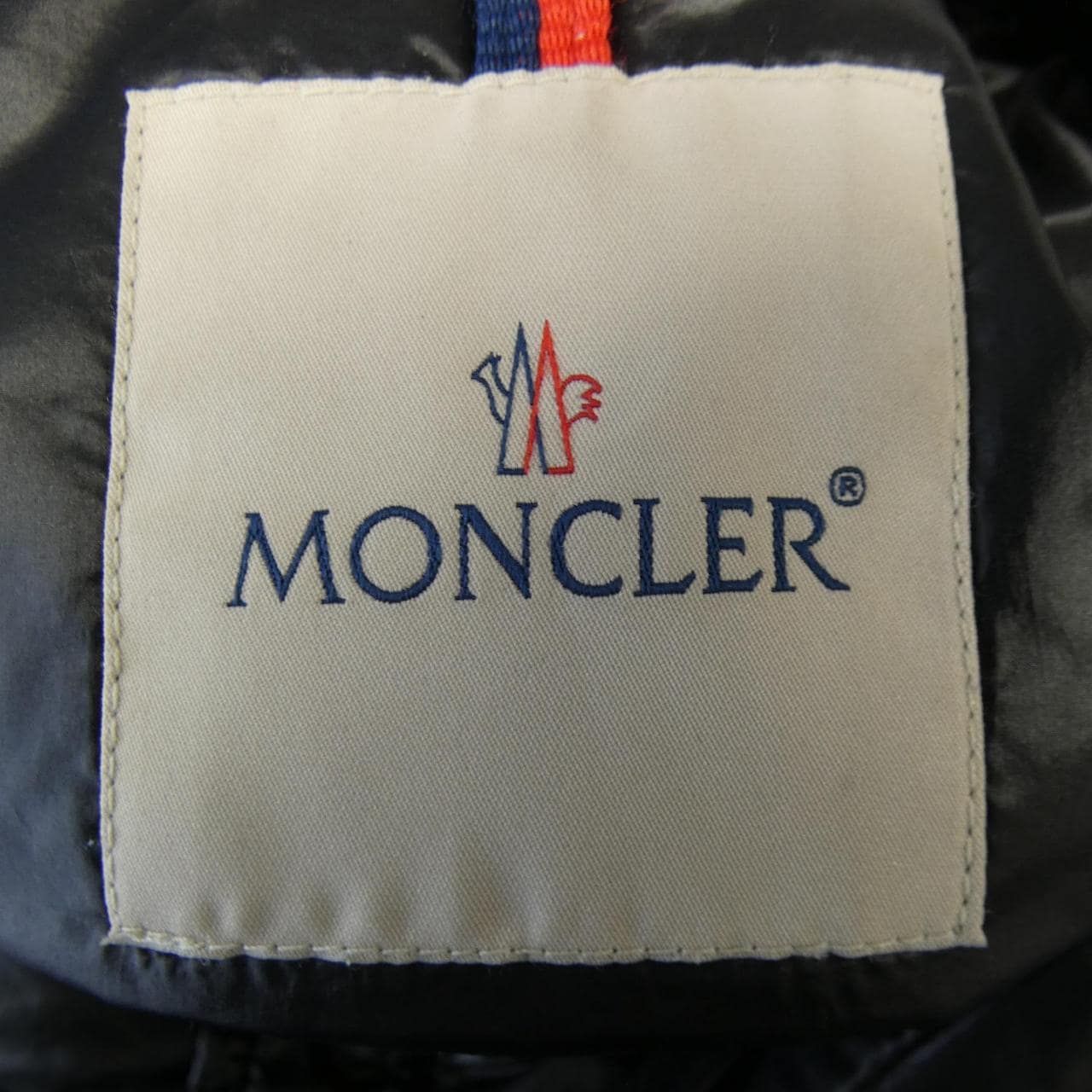 モンクレール MONCLER SERITTE ダウンジャケット