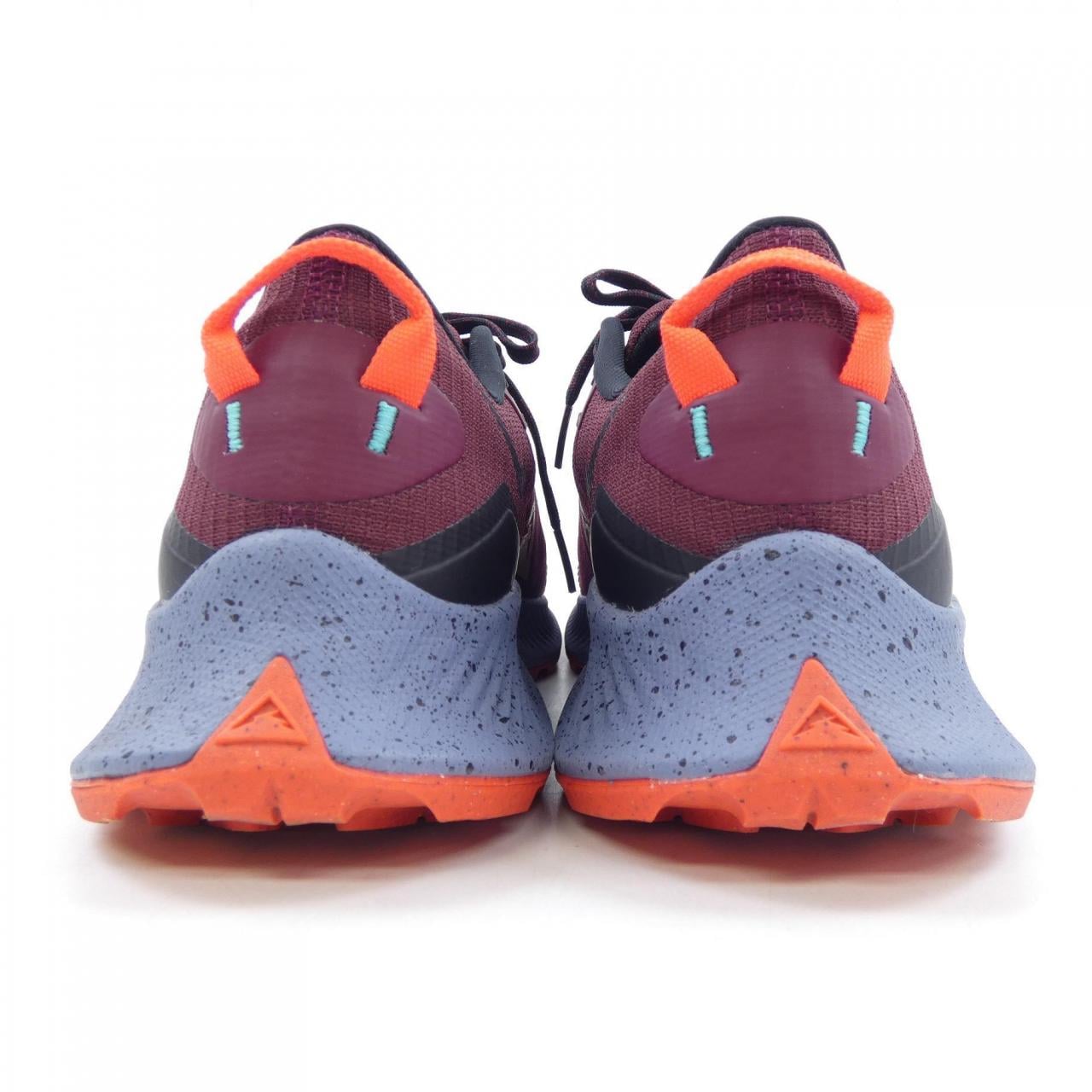ナイキ NIKE スニーカー