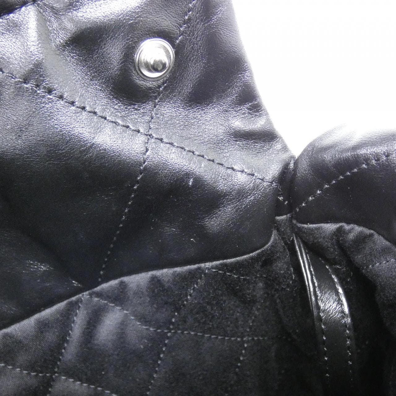 シャネル シャネル22 ライン SMALL AS3260 ショルダーバッグ