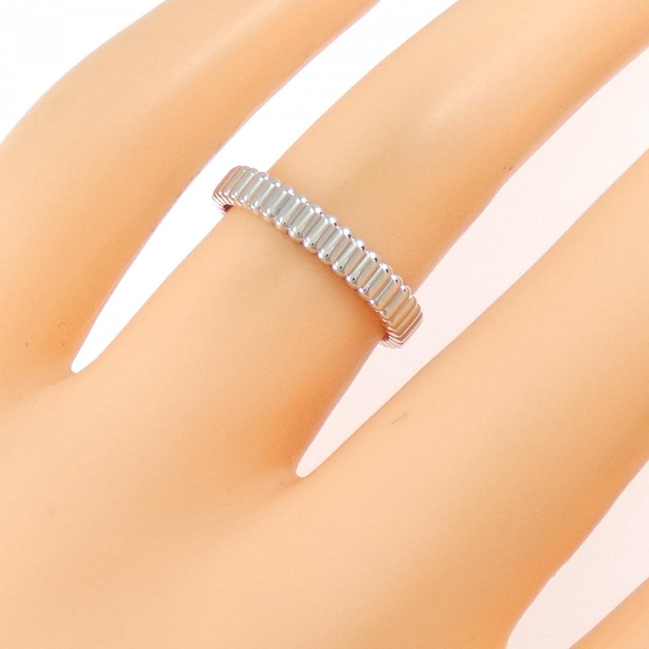 ブシュロン キャトル グログラン スモール リング