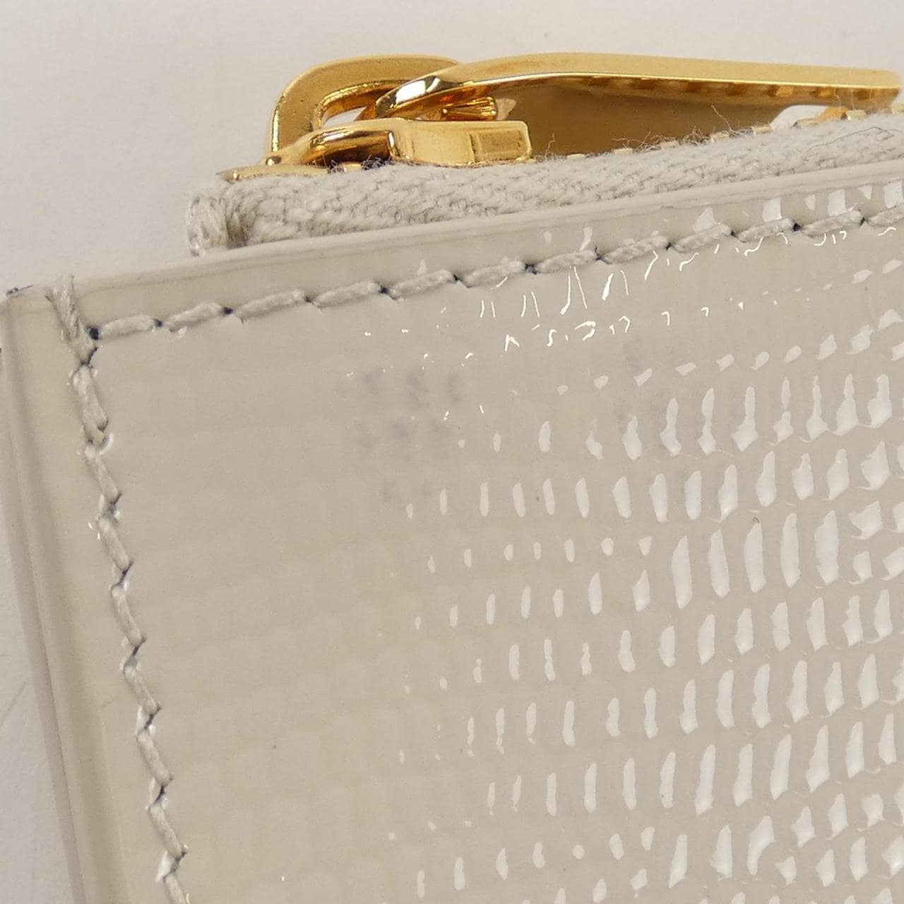 SAINT LAURENT 611558 AABJ4 INCASE