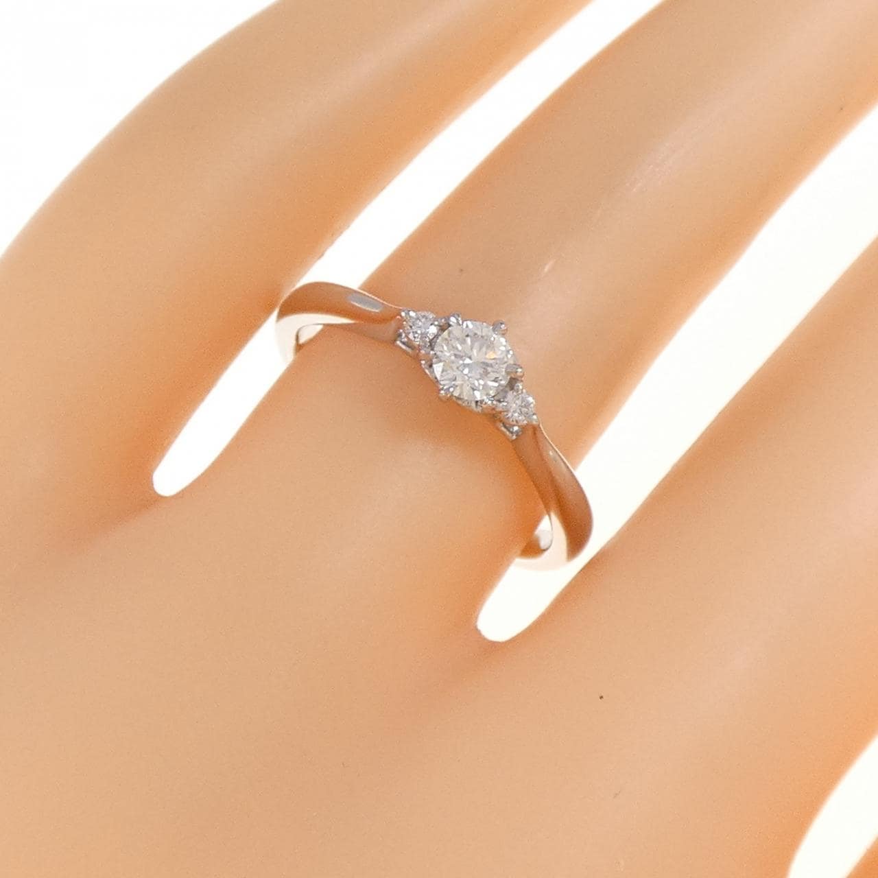 PT950 Diamond Ring 0.217CT H VVS2 EXT H&C