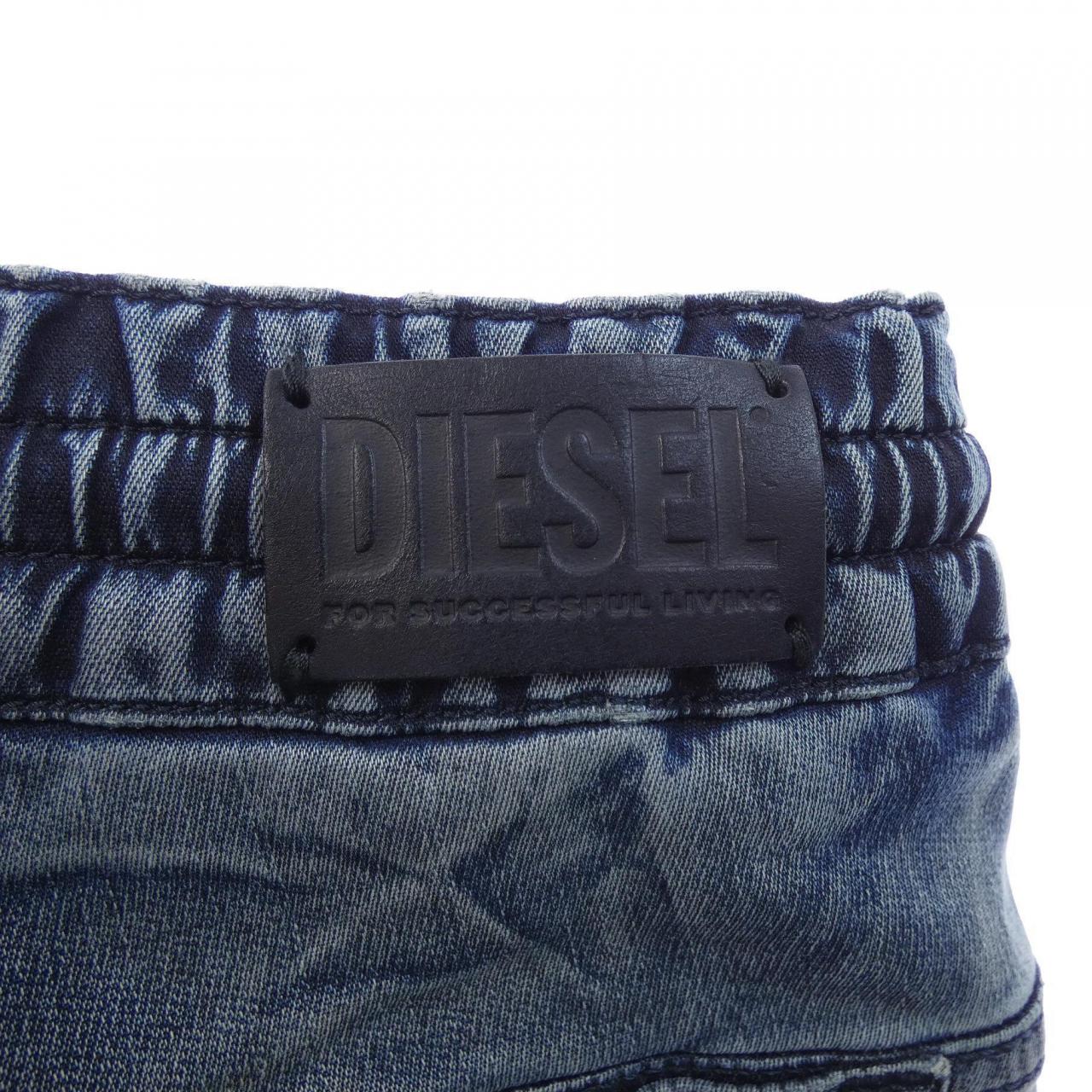 ディーゼル DIESEL ジーンズ
