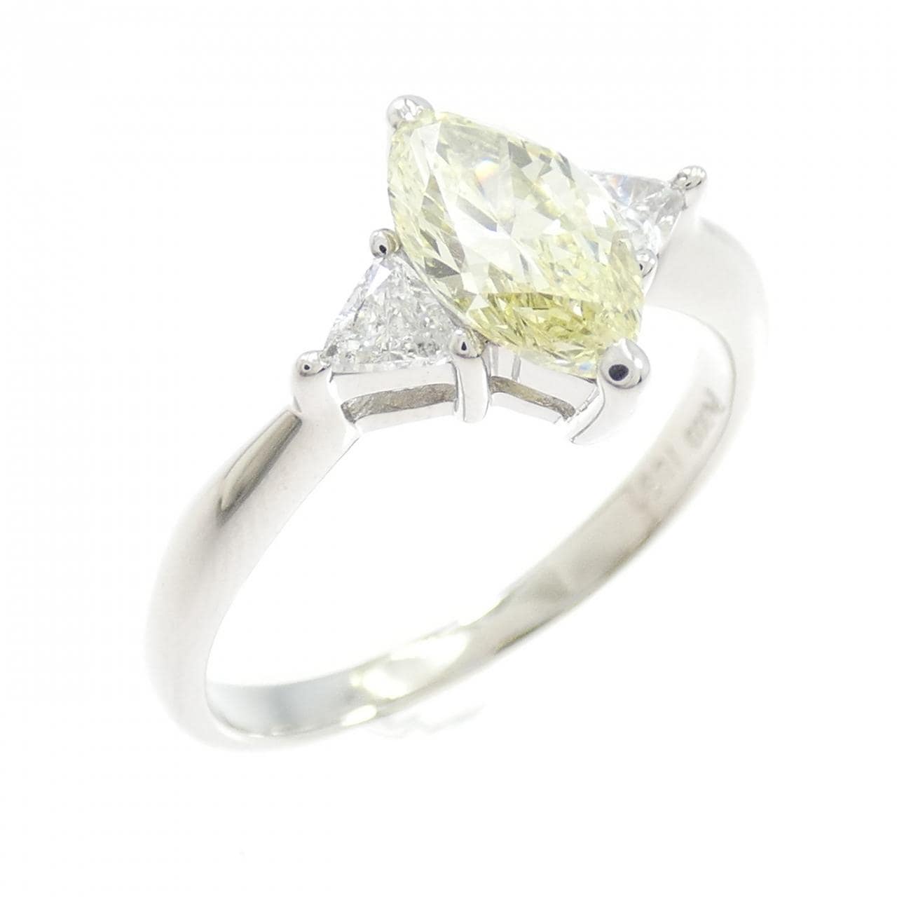 PT900 ダイヤモンド リング 1.097CT