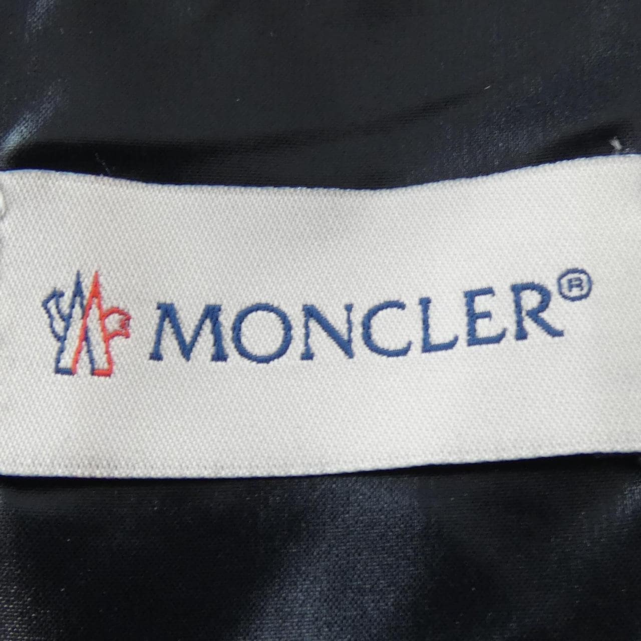 モンクレール MONCLER 20930081885 ダウンジャケット