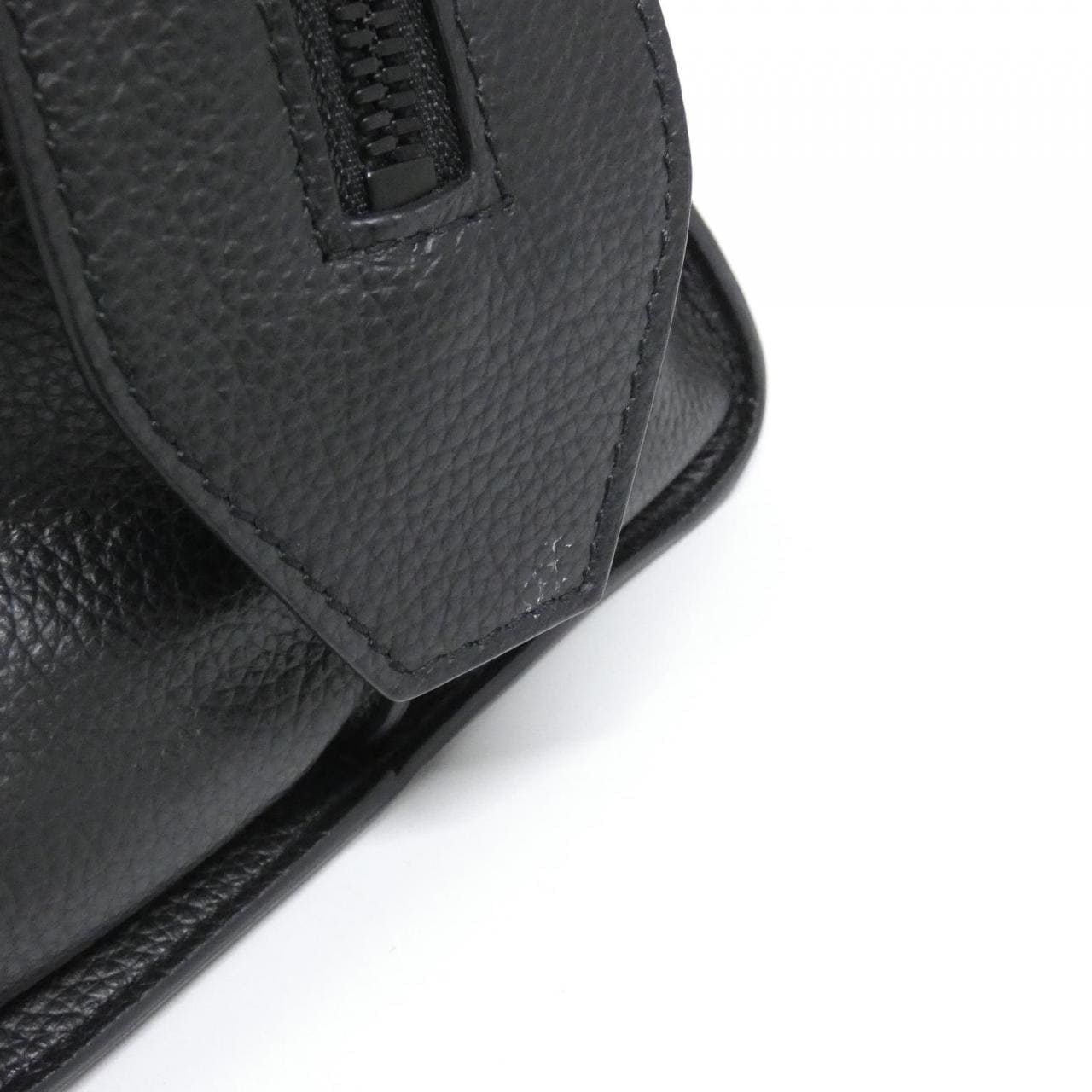 バレンシアガ ネオ クラシック スモール 678629 15Y47 バッグ