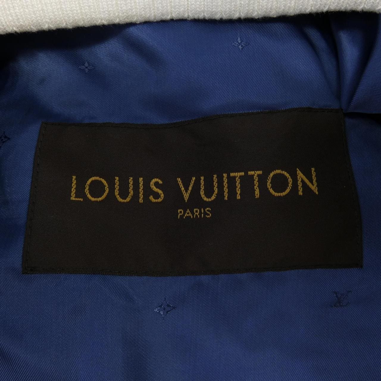 ルイヴィトン LOUIS VUITTON スタジャン