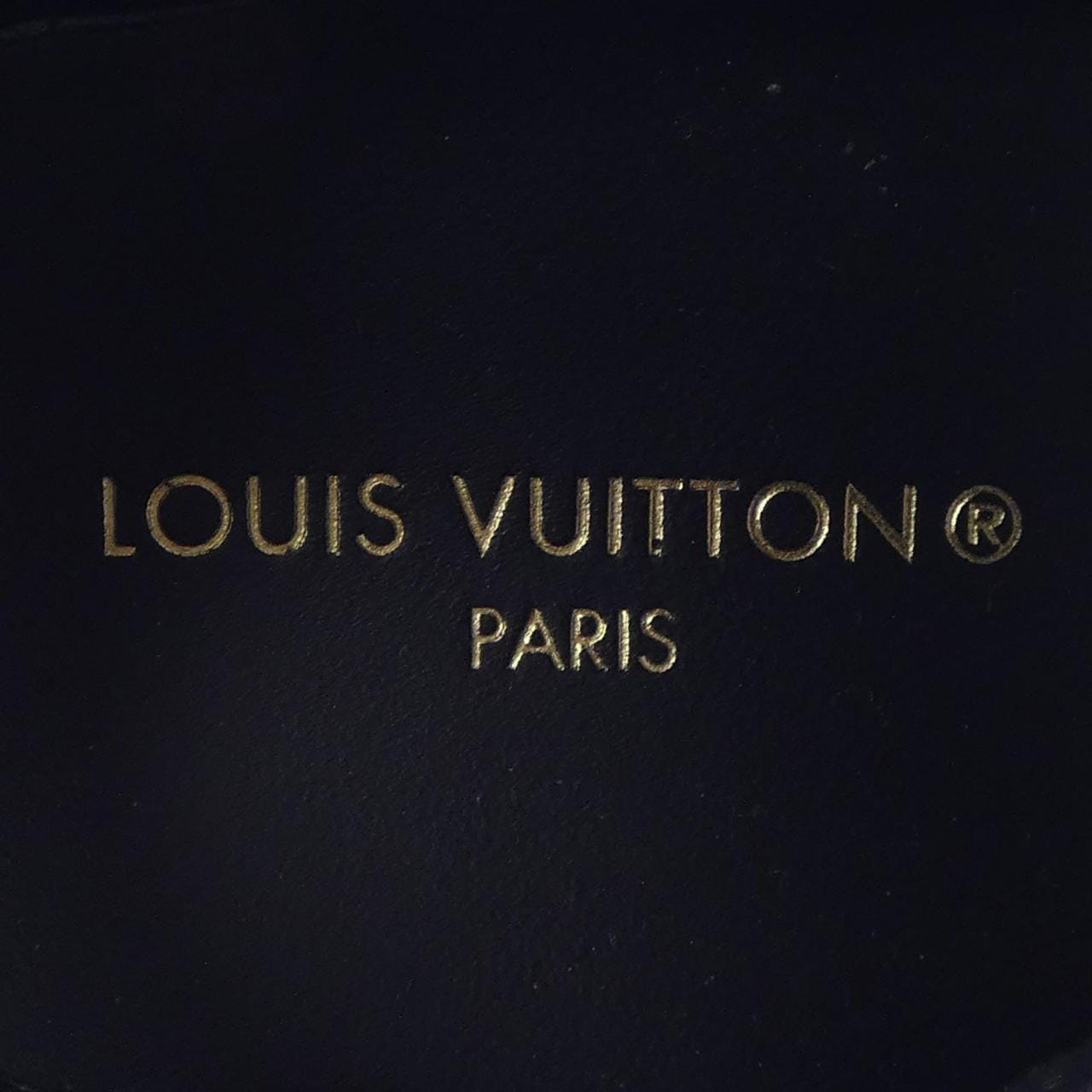 ルイヴィトン LOUIS VUITTON ランアウェイライン スニーカー