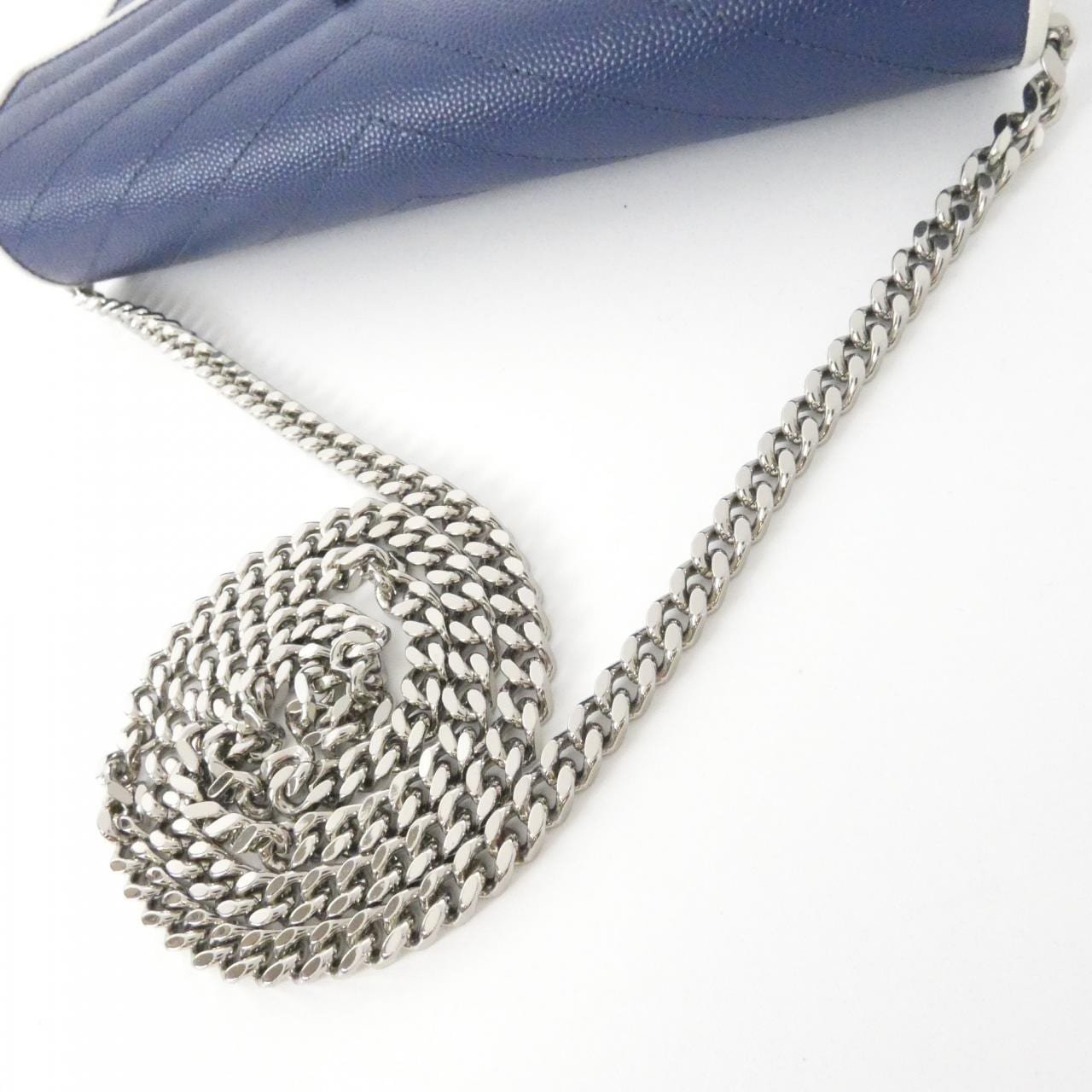 サンローラン CASSANDRA CLASSIC CHAIN WALLET 377828 BOWF2 チェーンウォレット