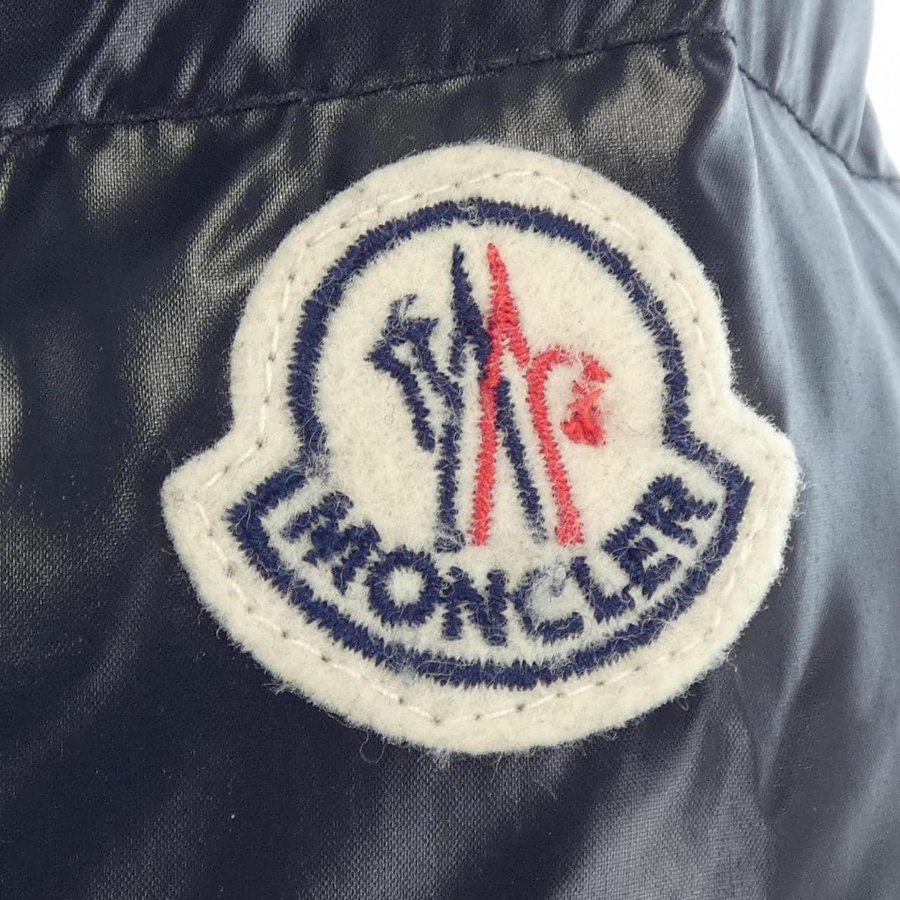 モンクレール MONCLER ダウンジャケット