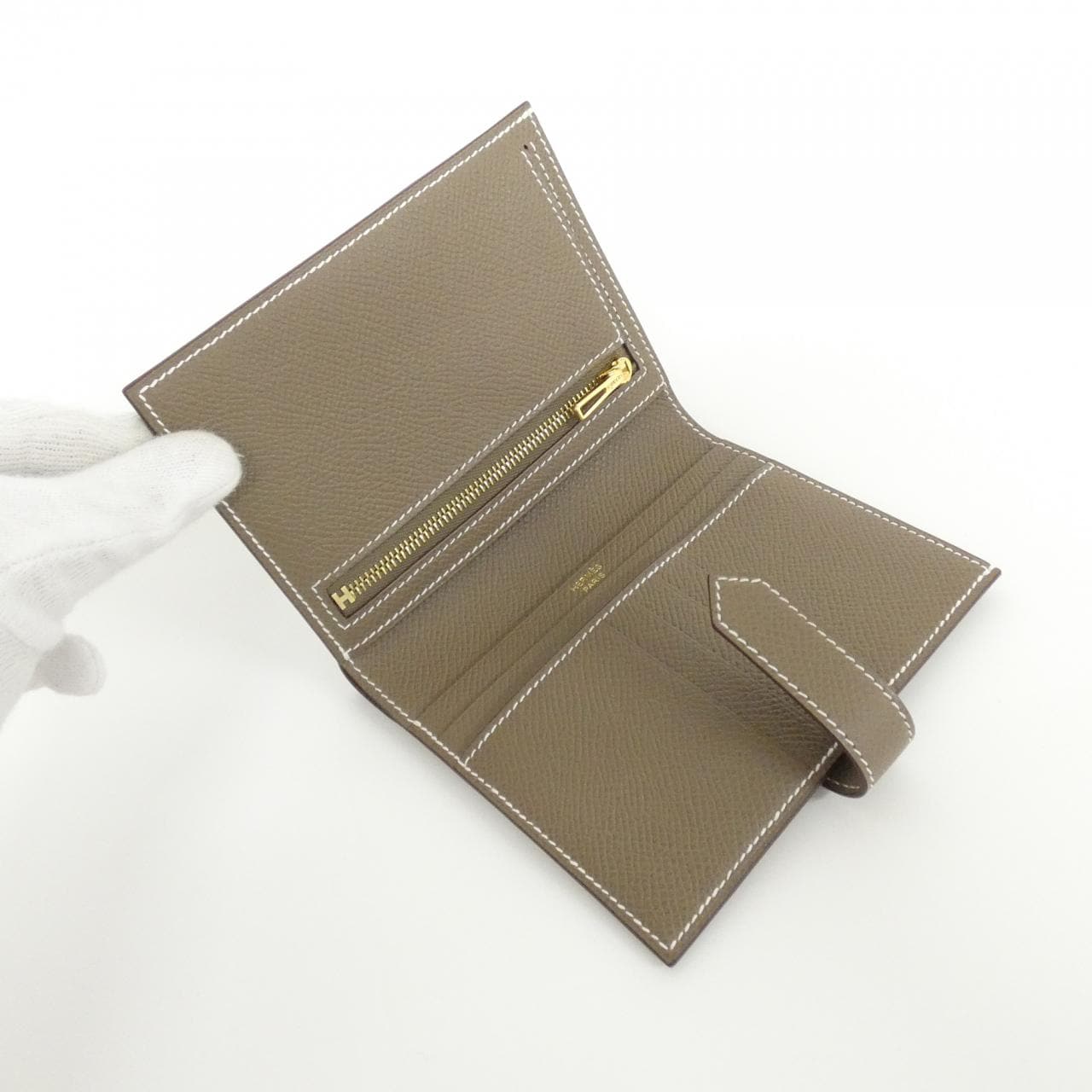 【未使用品】エルメス ベアン コンパクト 039790CC 財布