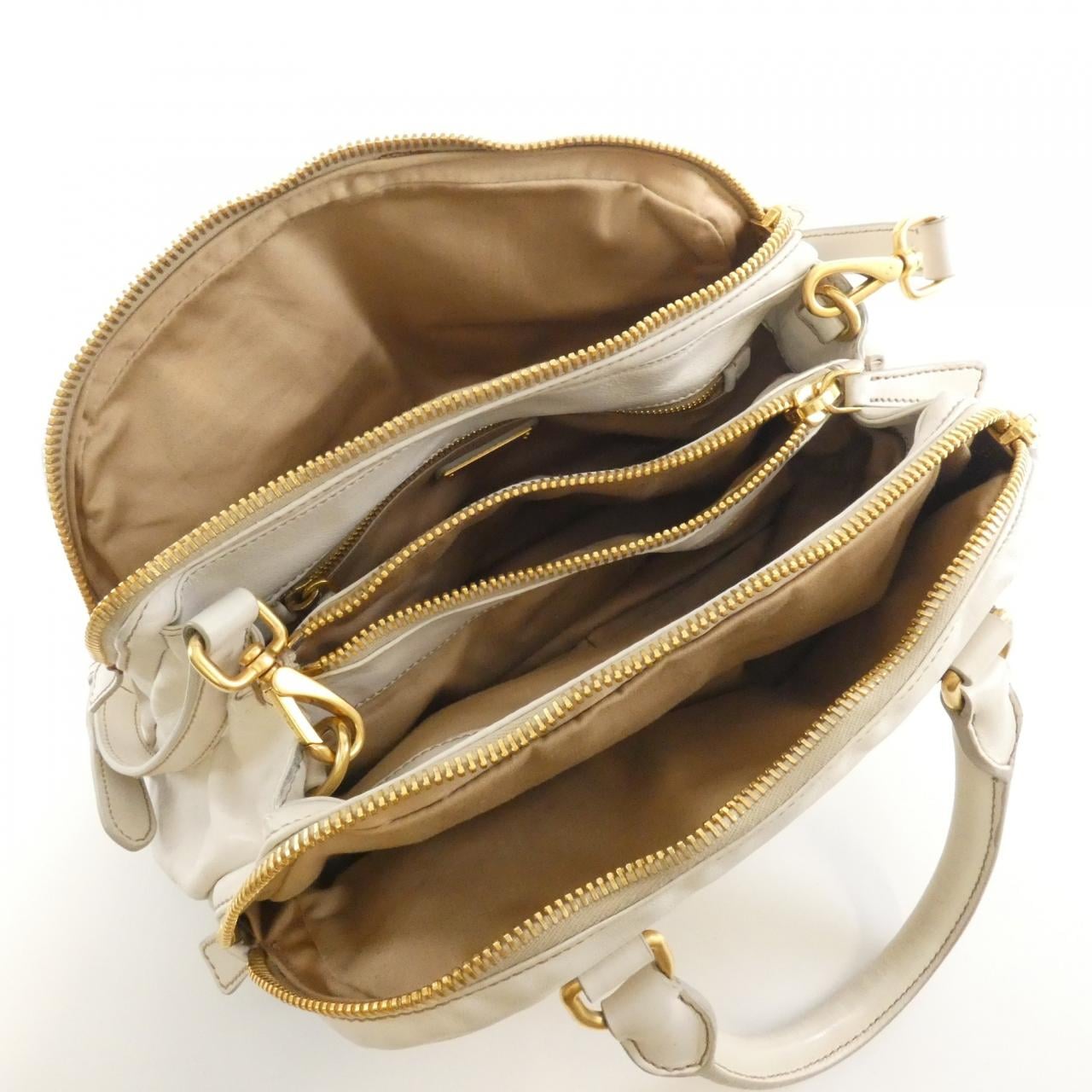 ミュウミュウ RN0509 バッグ