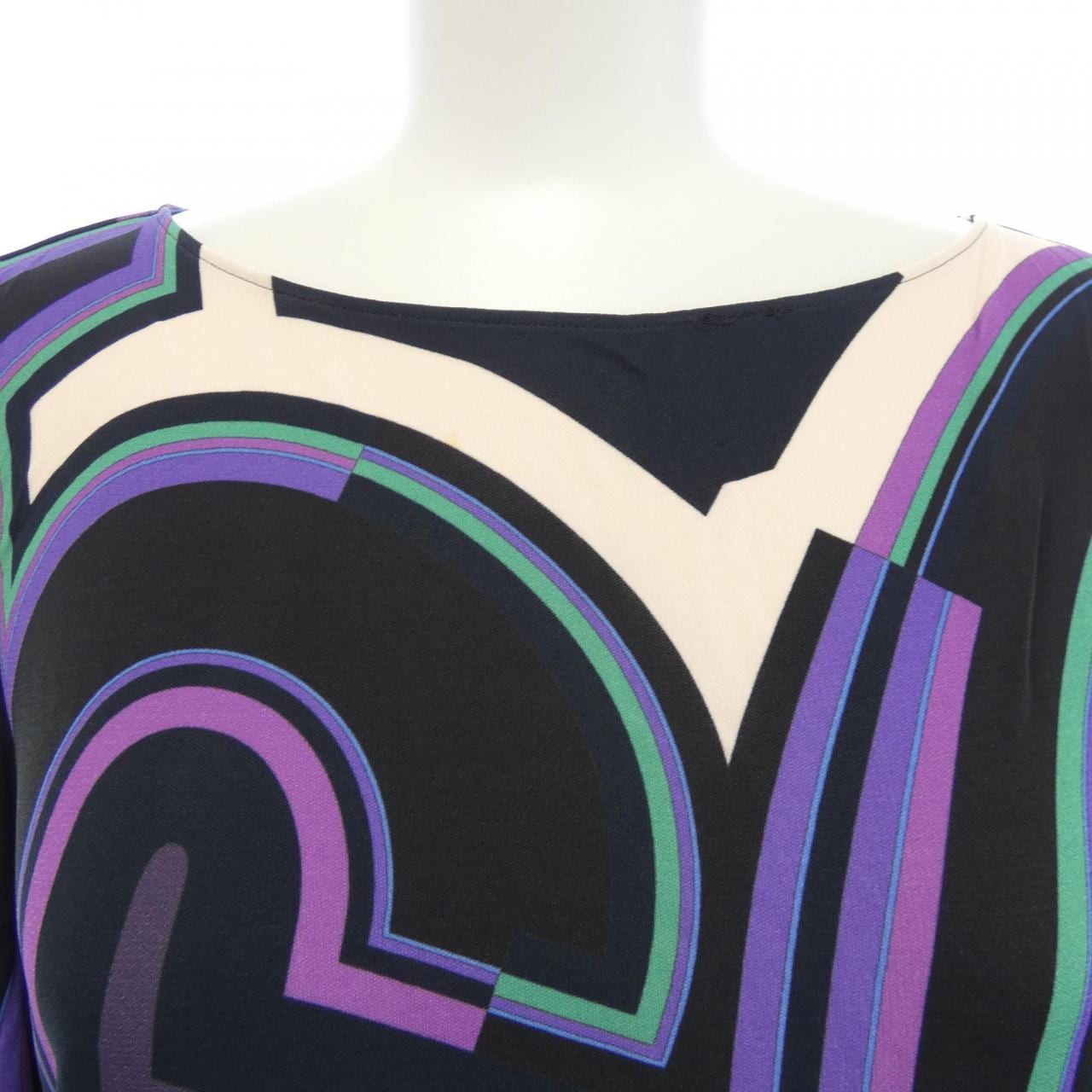 エミリオプッチ EMILIO PUCCI トップス