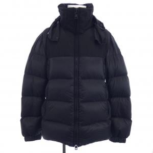 モンクレール MONCLER ダウンジャケット