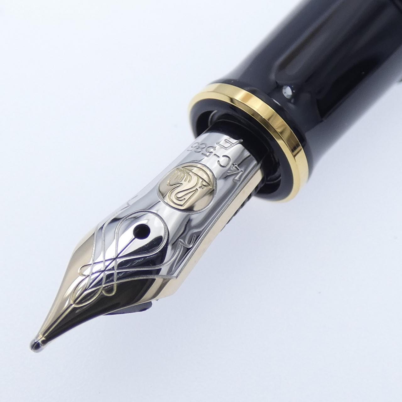 ペリカン スーベレーンM400グリーンストライプ 万年筆