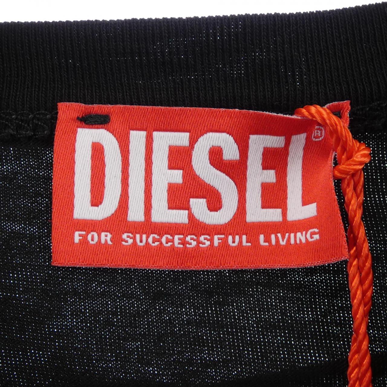 ディーゼル DIESEL Tシャツ