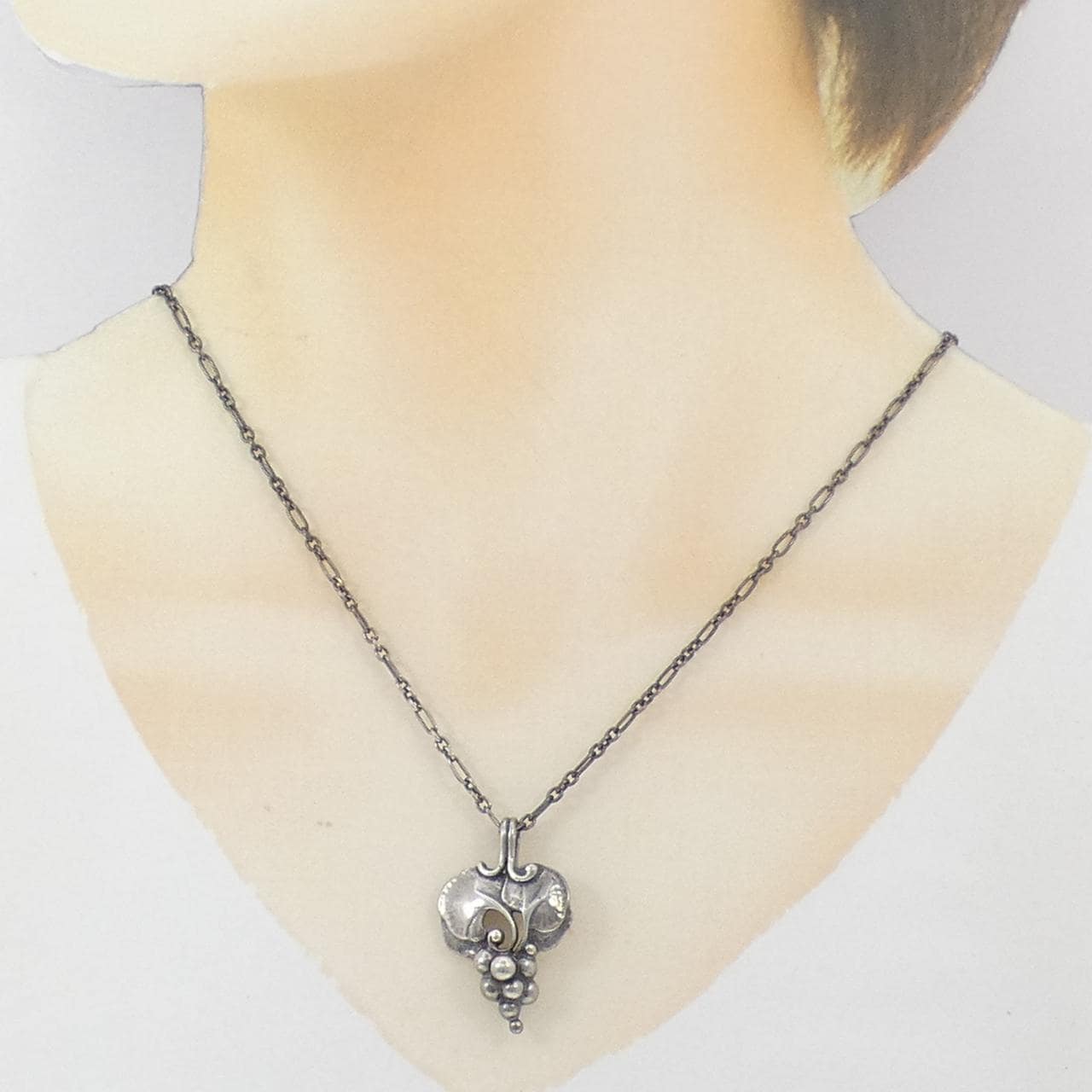 ジョージ ジェンセン ネックレス