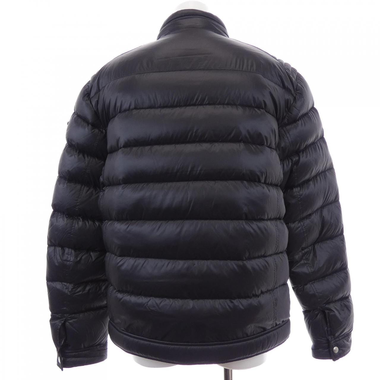 プラダ PRADA SGB608 ダウンジャケット