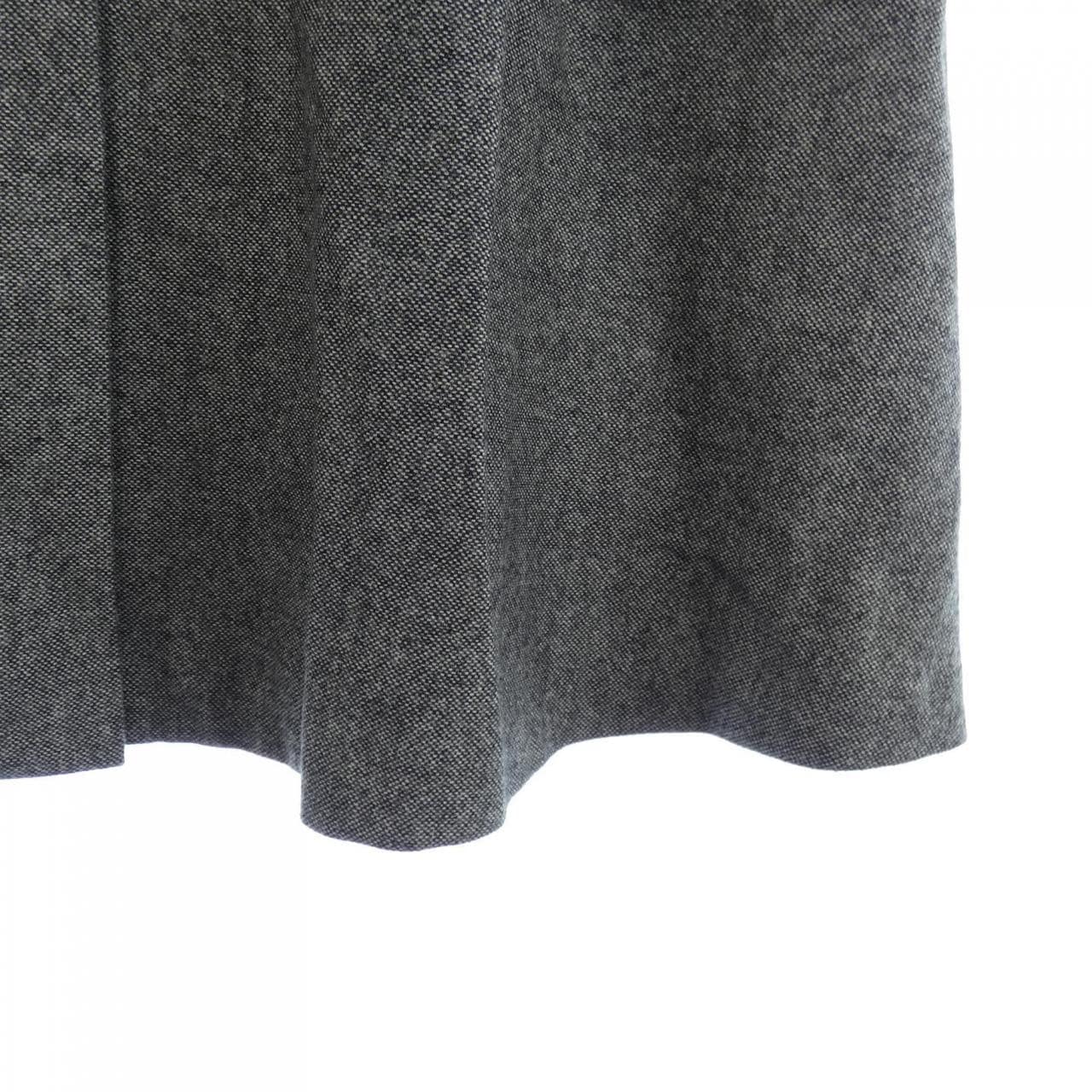 レッセパッセ LAISSE PASSE スカート