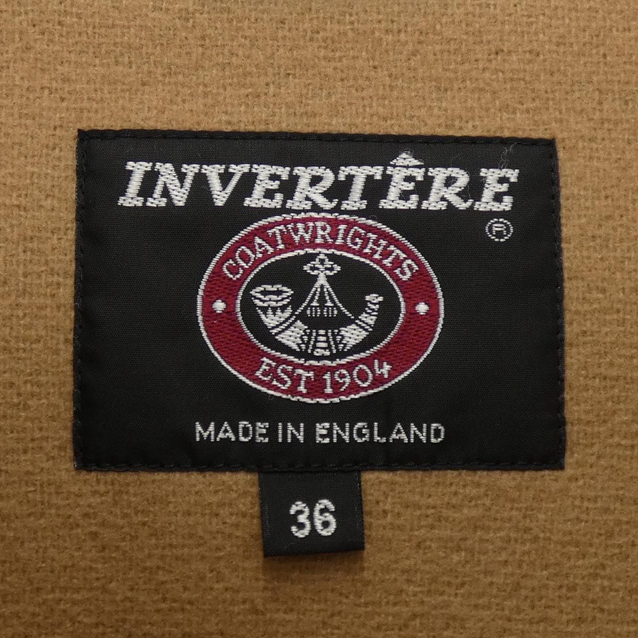 INVERTERE coat