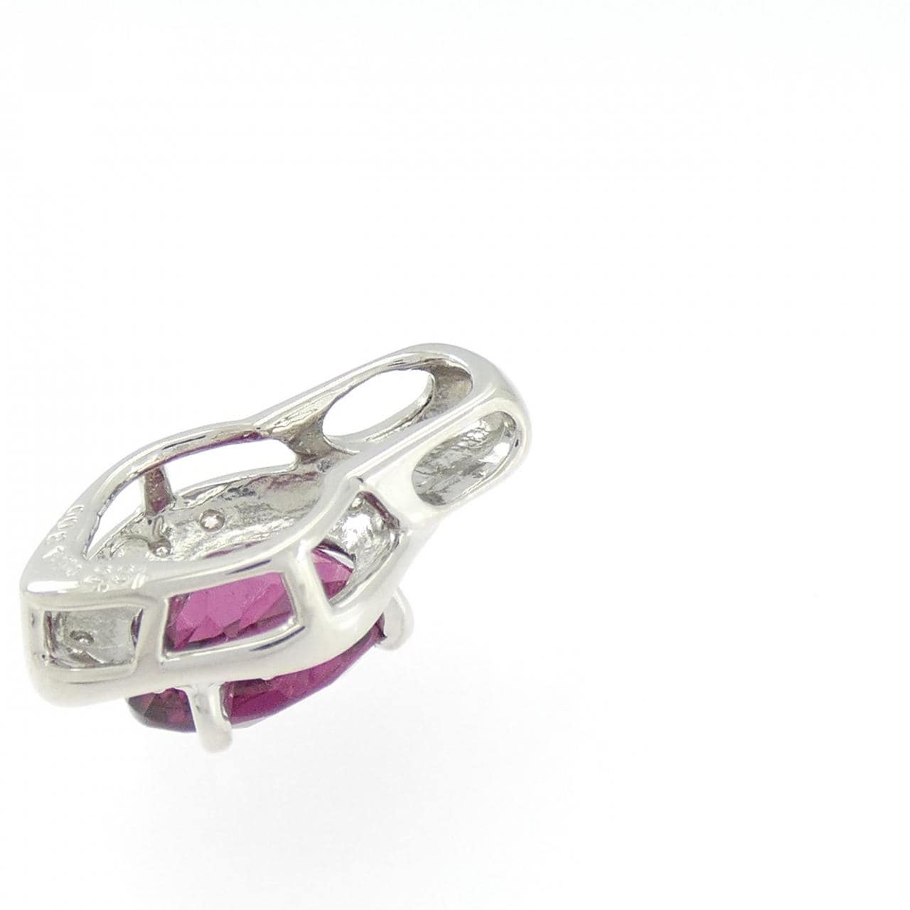 PT900 ガーネット ペンダント 2.31CT