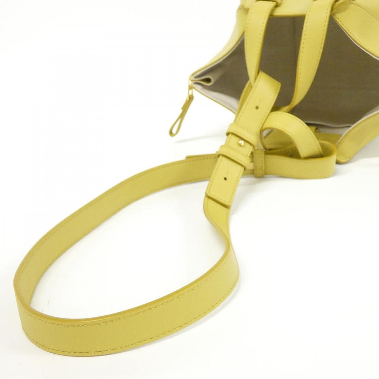 ロエベ ハンモック コンパクト A538H13X10 ショルダーバッグ