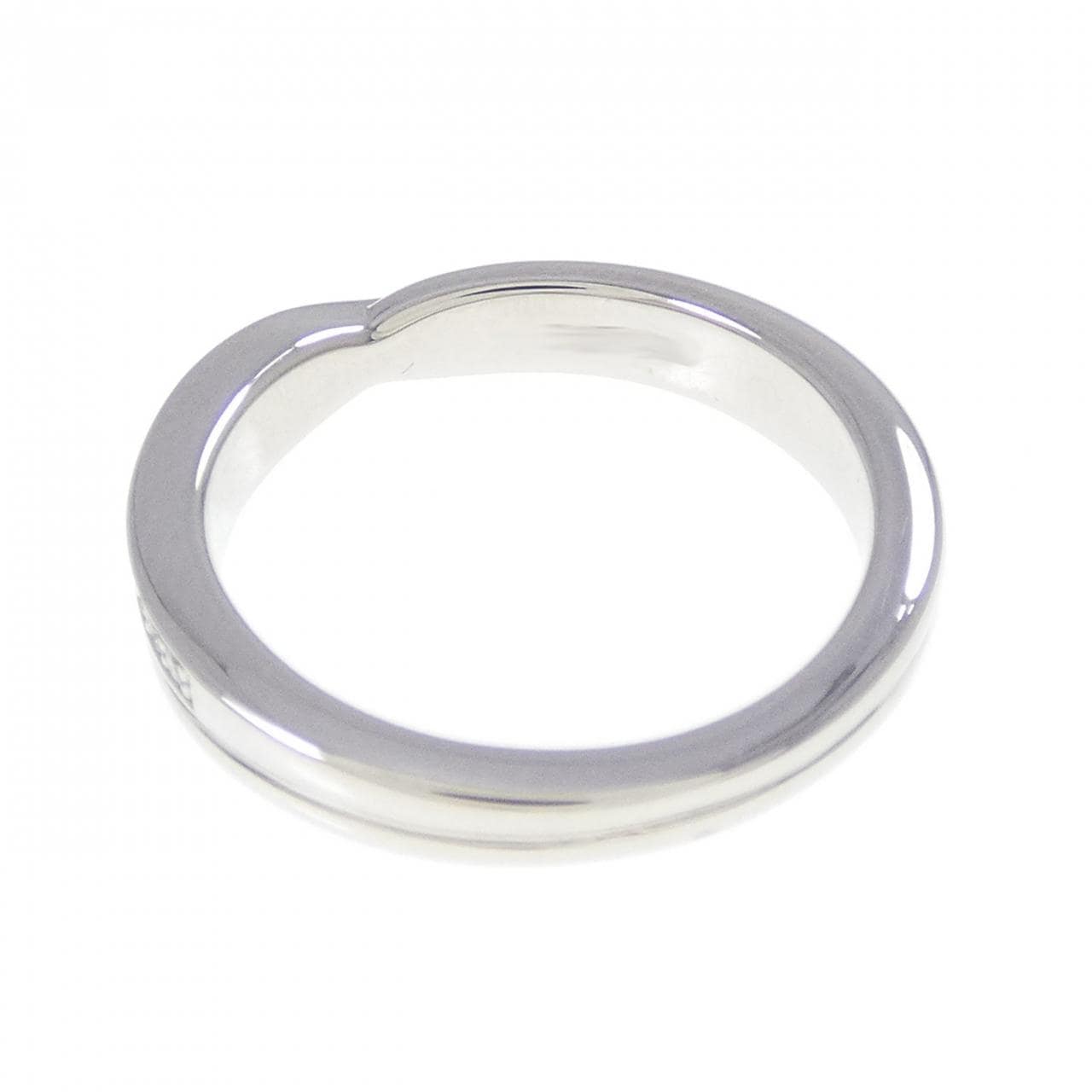 ハリーウィンストン トリスト ワンロウ リング