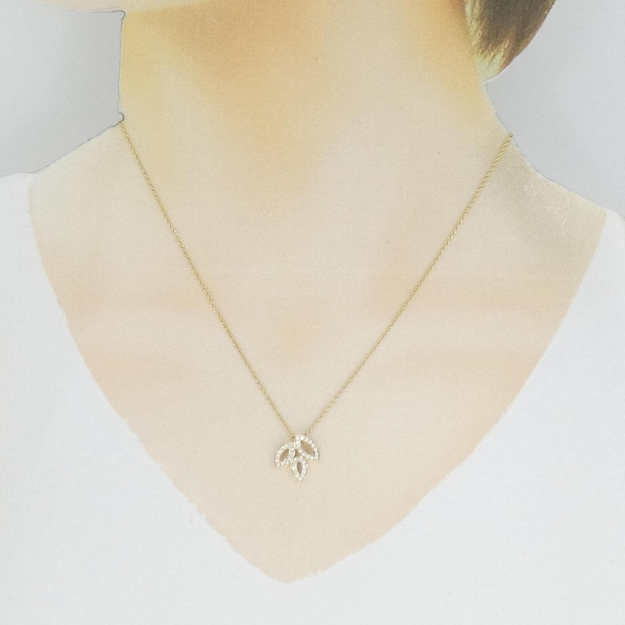 HARRY WINSTON Lily cluster Mini Necklace