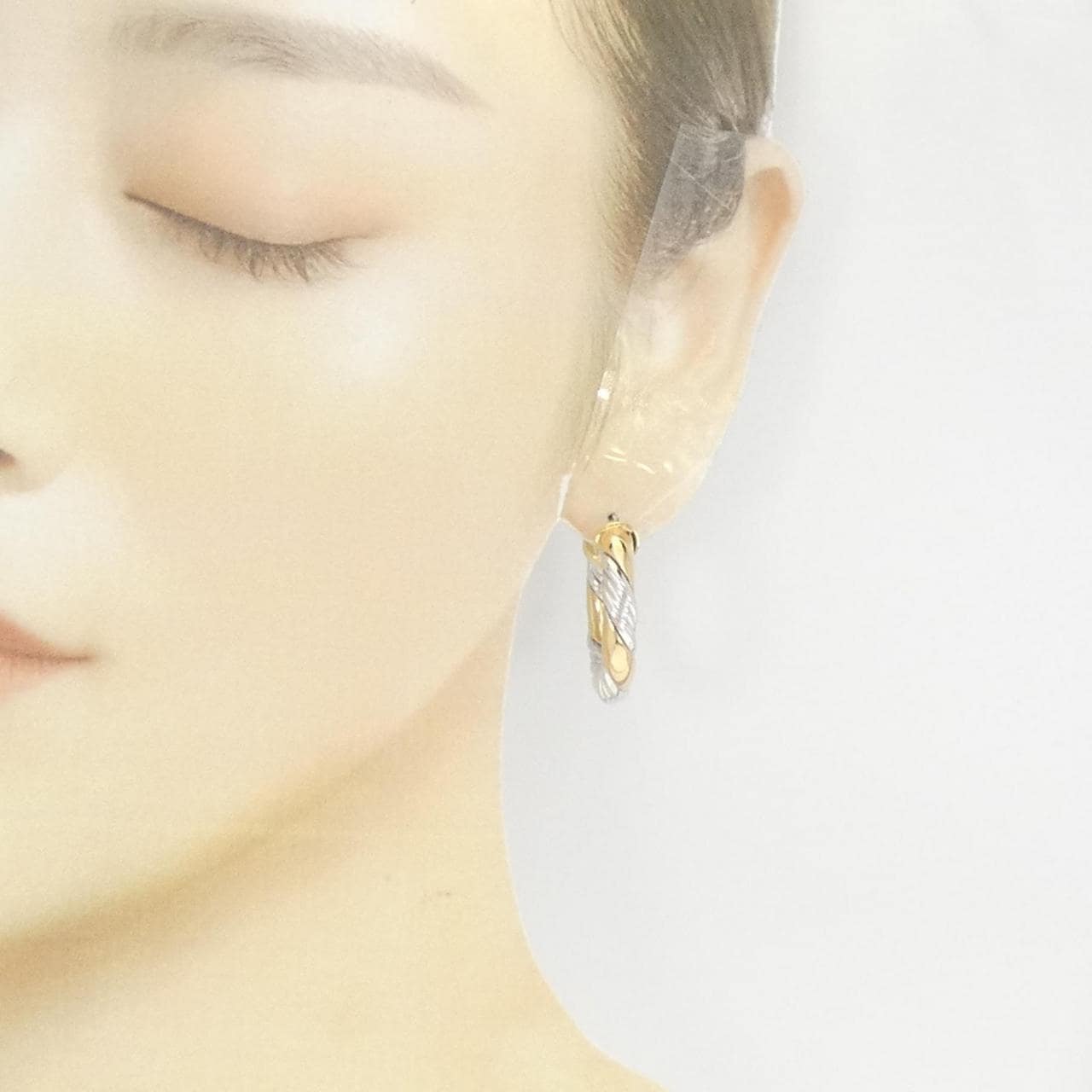 MIKIMOTO 750YG/750WG Earrings