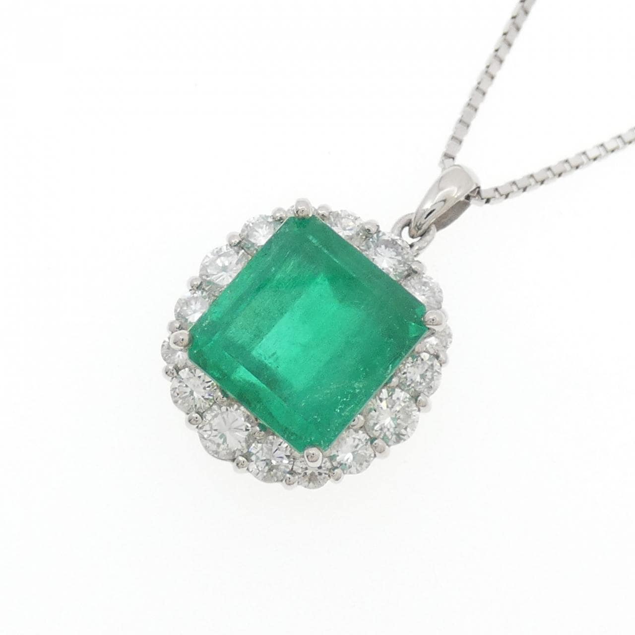 PT900/PT850 エメラルド ネックレス 6.14CT