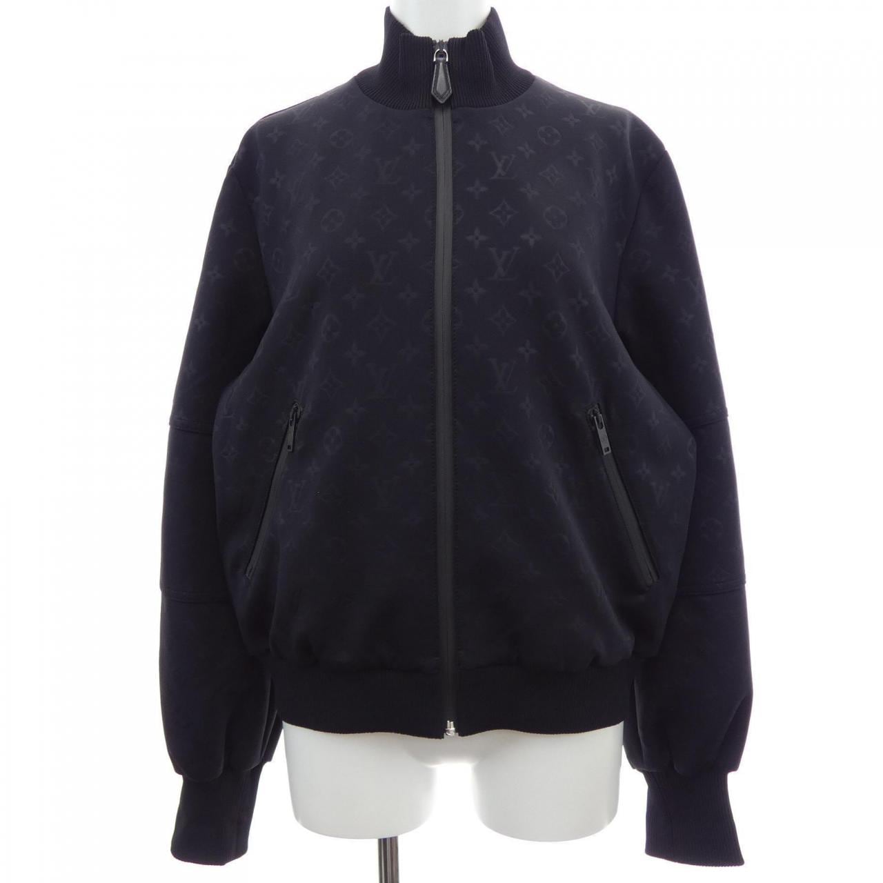 ルイヴィトン LOUIS VUITTON エンボスモノグラム FMJA26D97 ブルゾン