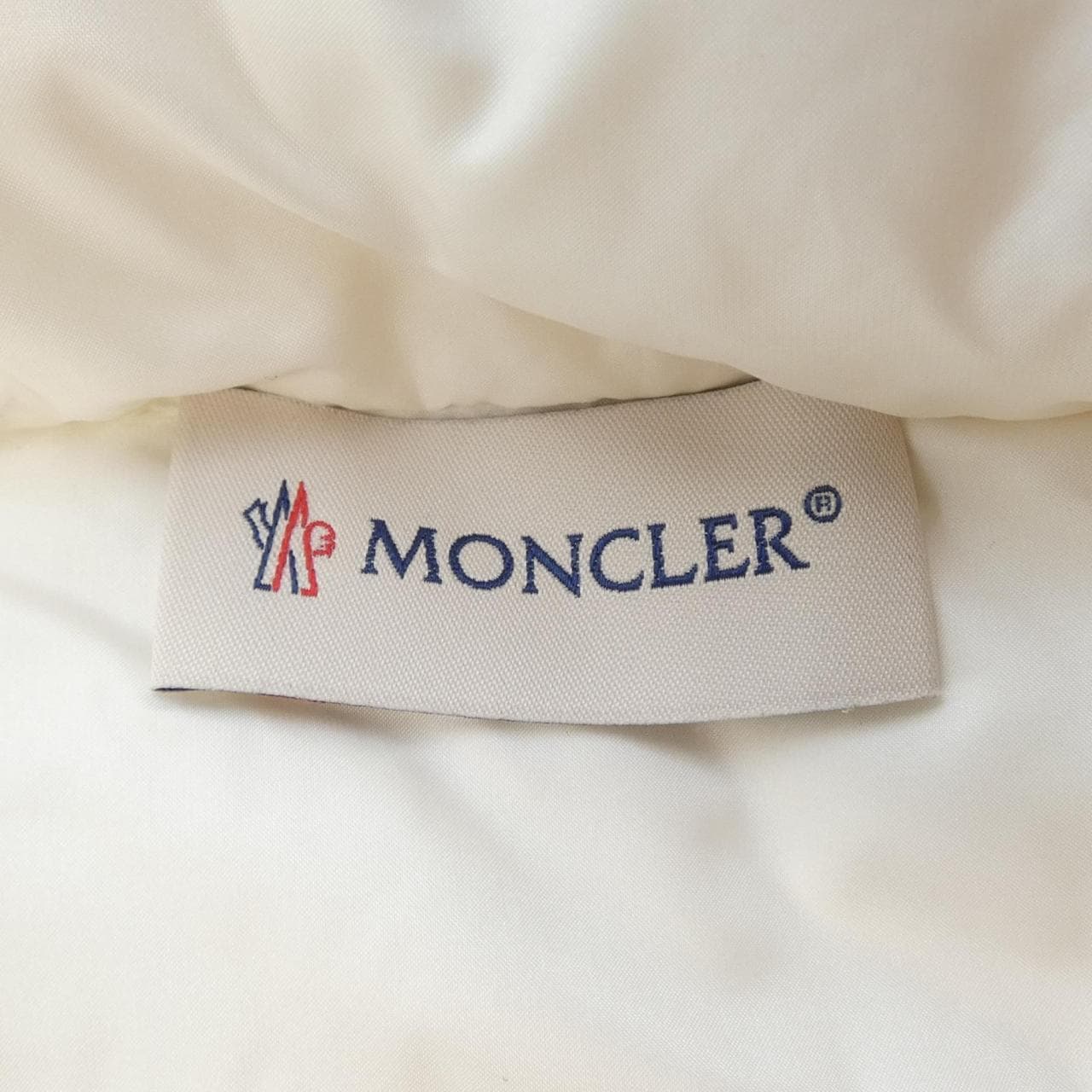 モンクレール MONCLER 20939B00024 ダウンジャケット