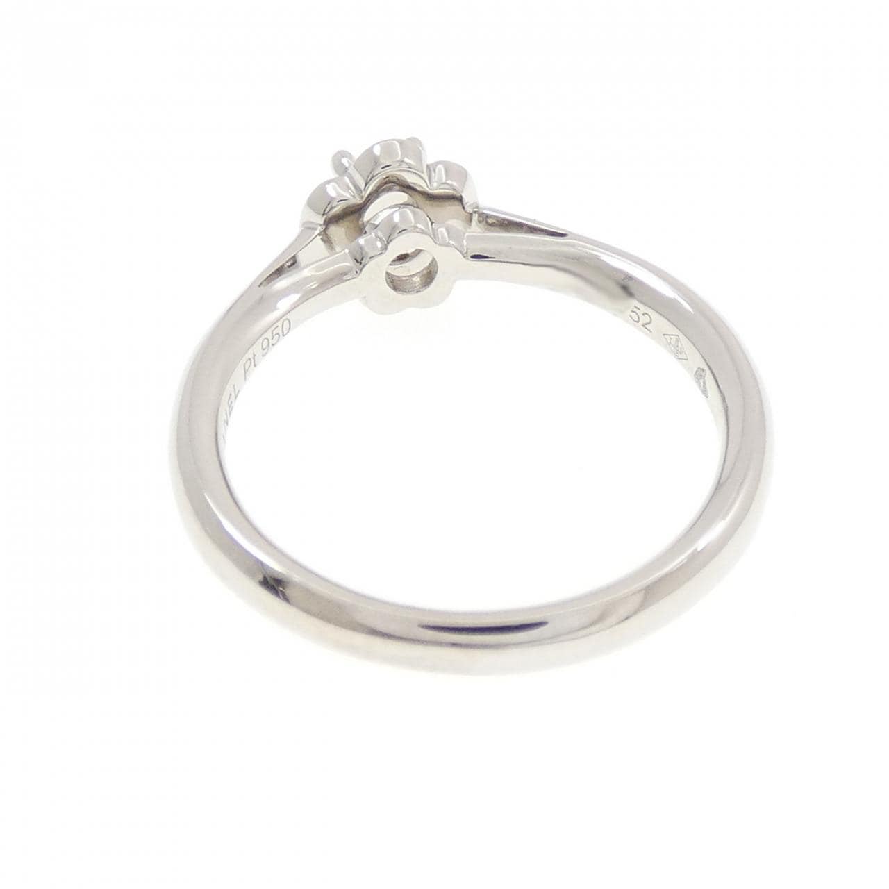 シャネル カメリア リング 0.28CT D VVS2 3EXT