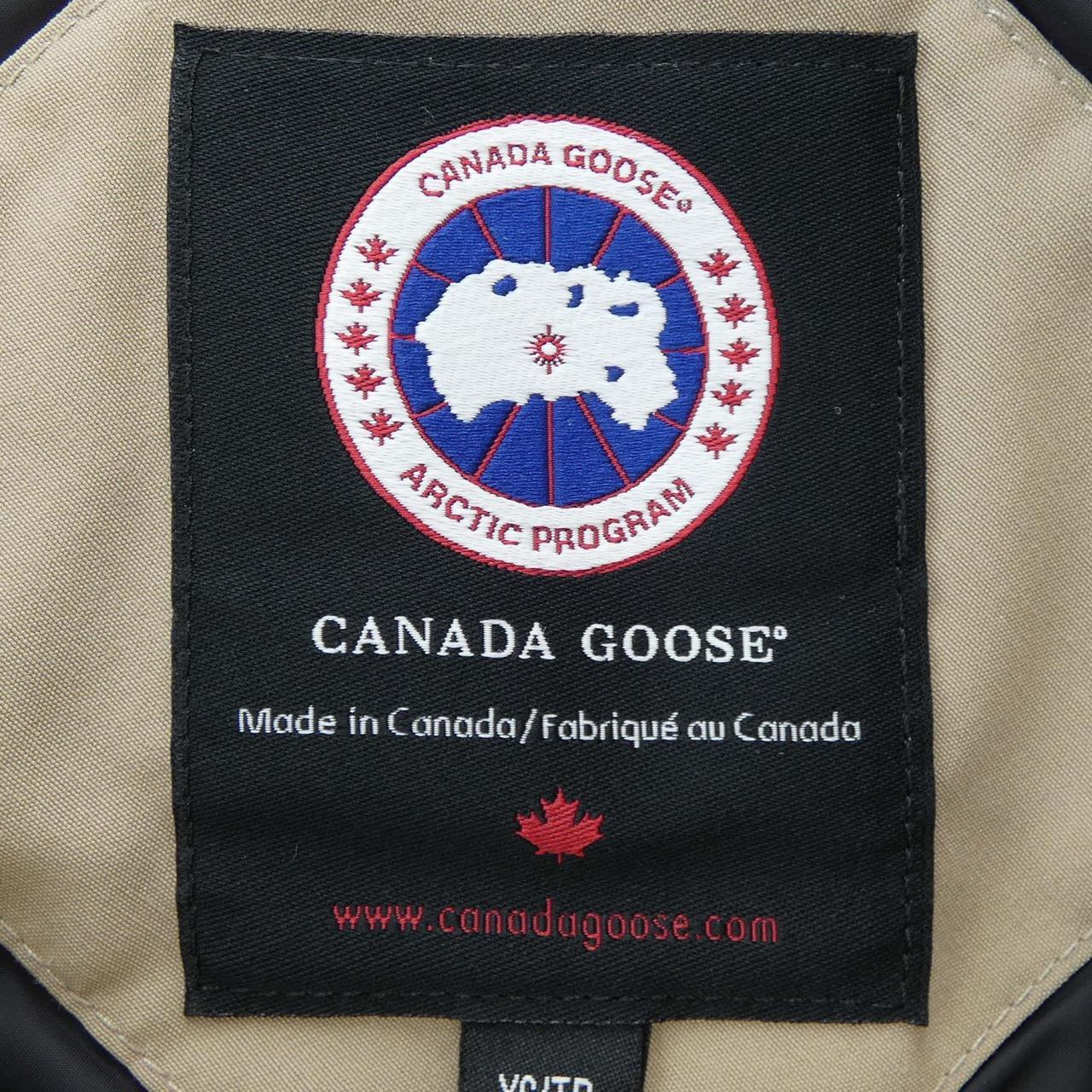 加拿大鹅CANADA GOOSE羽绒背心