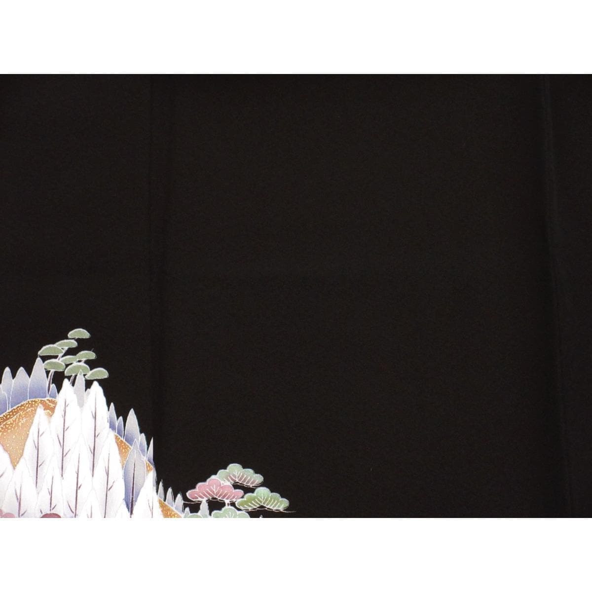 留袖 友禅金彩加工 刺繍入り 三ツ柏