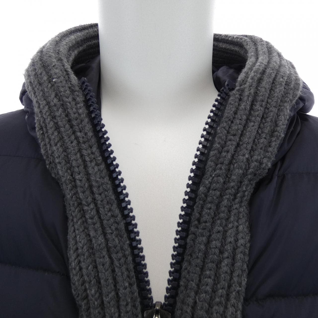 モンクレール MONCLER CANUT ダウンジャケット