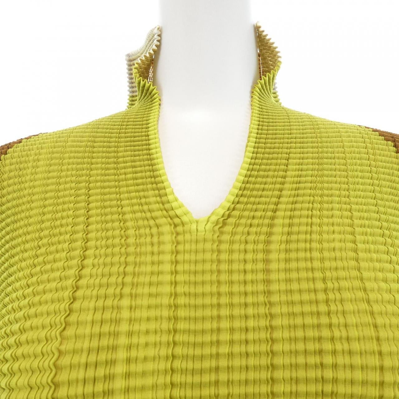 イッセイミヤケ ISSEY MIYAKE IM72FJ632 トップス