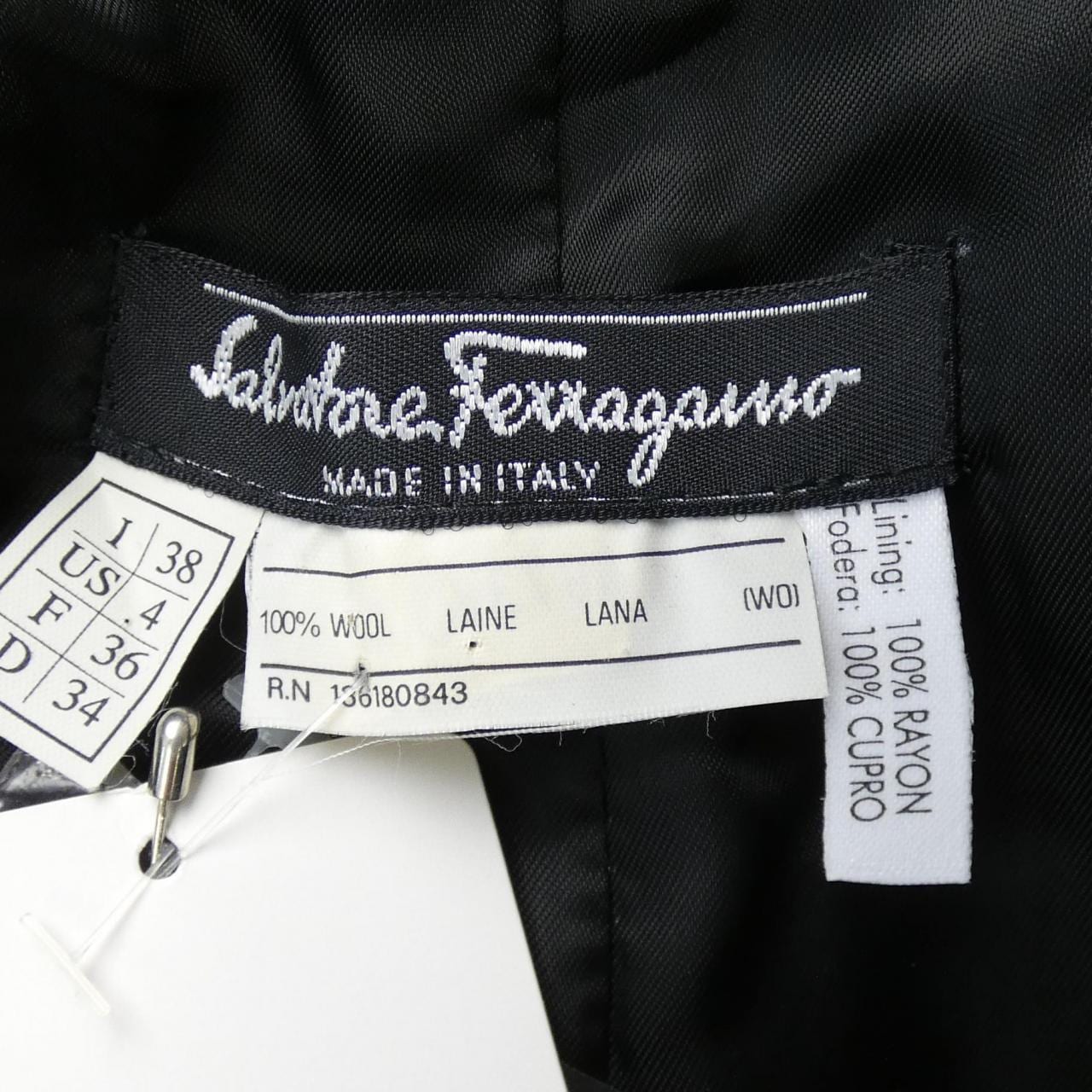 サルヴァトーレフェラガモ SALVATORE FERRAGAMO ジャケット