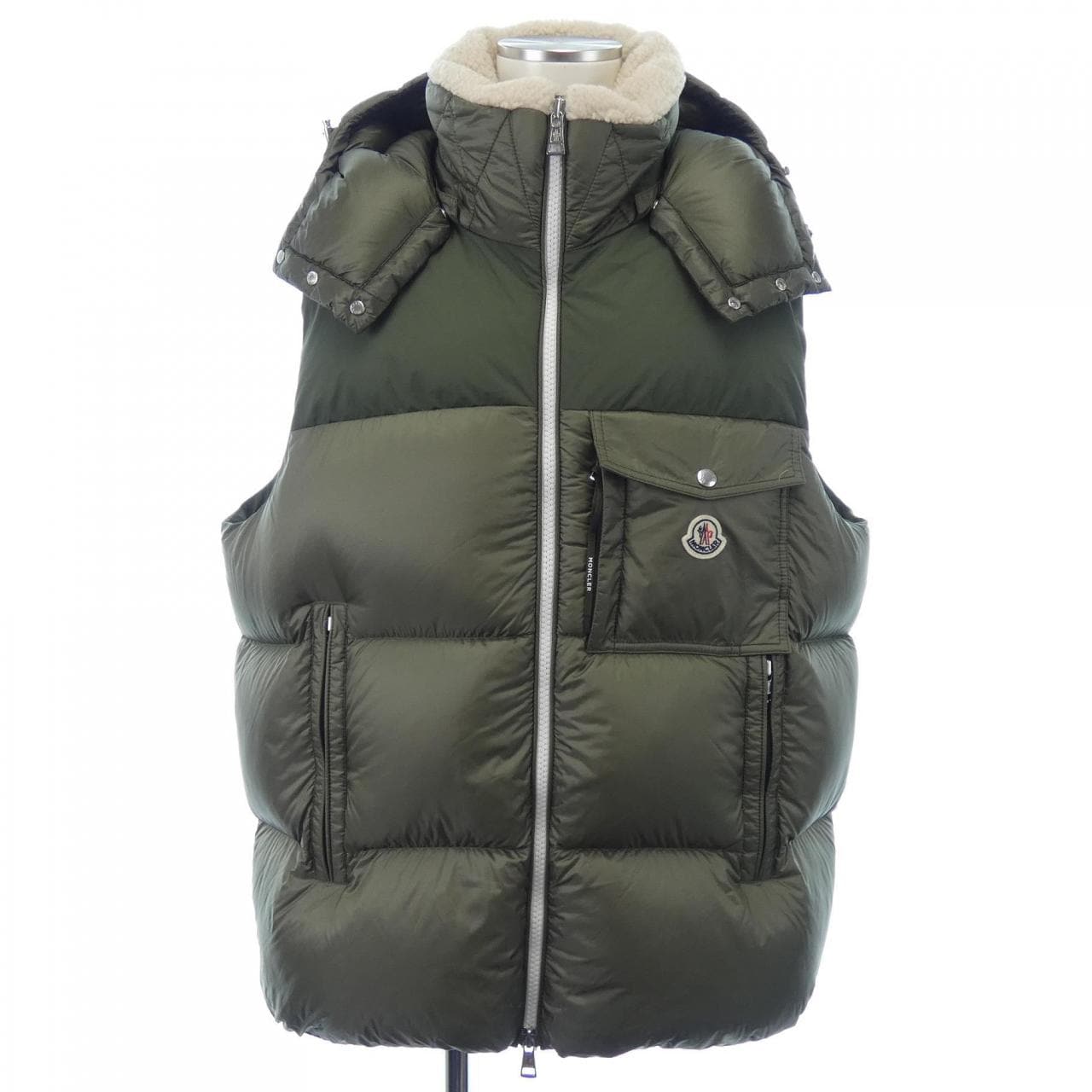 モンクレール MONCLER OUST ダウンベスト