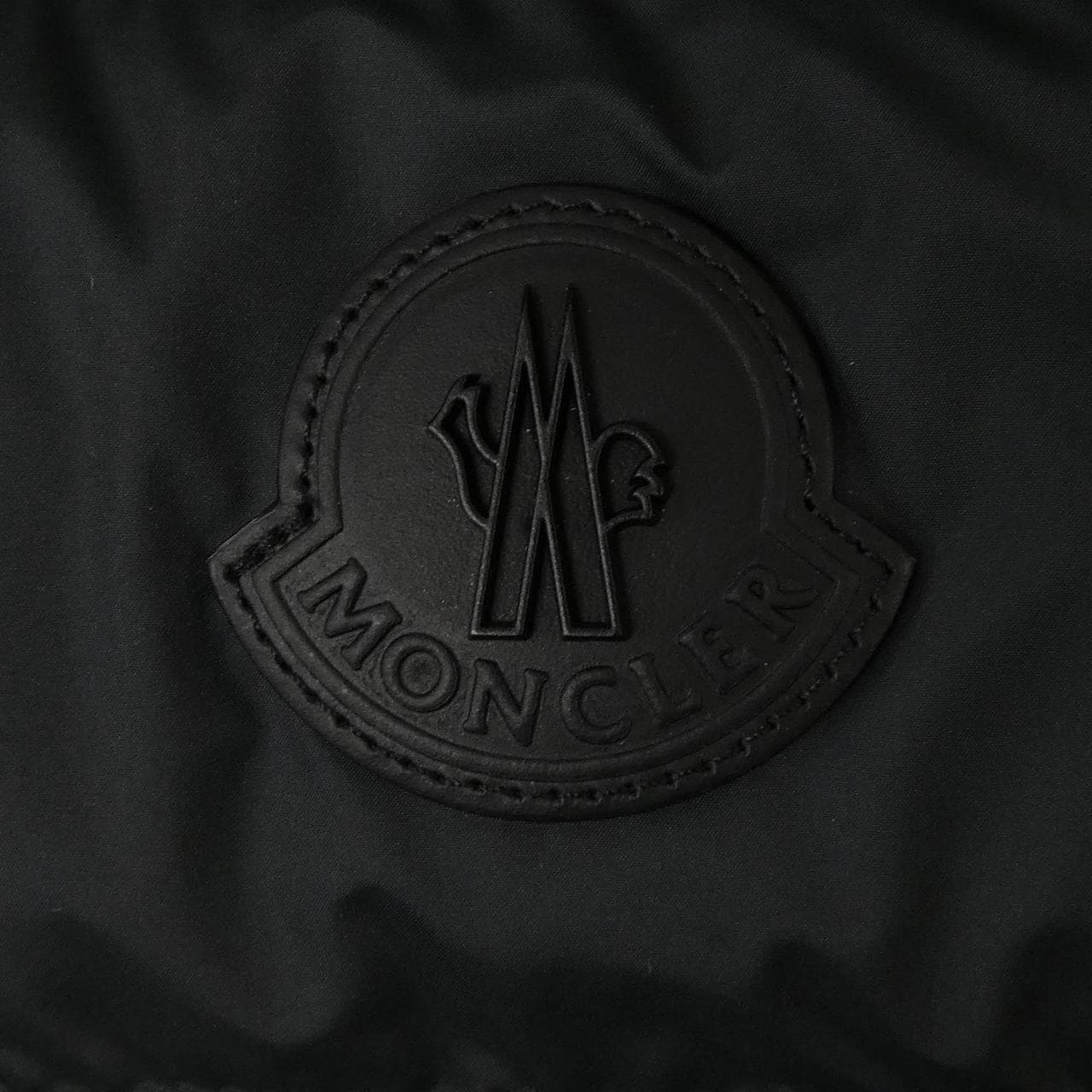 【新品】モンクレール MONCLER TREOMPAN ダウンベスト
