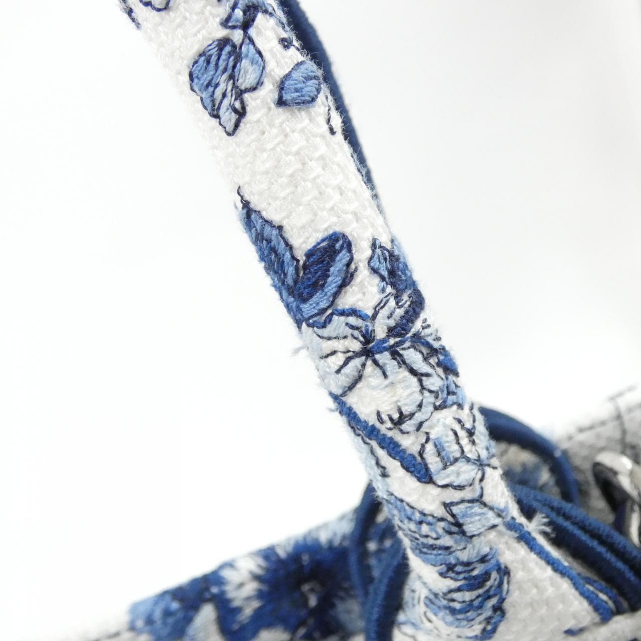 クリスチャンディオール TOILE DE JOUY FLORAL ブック トート ミディアム M1354PEQM バッグ