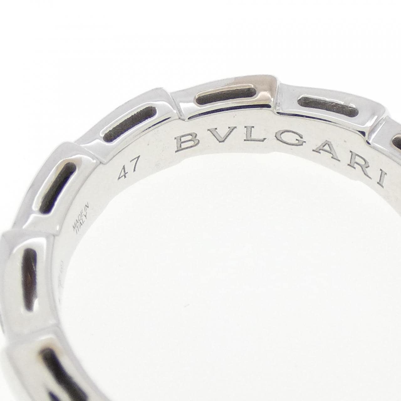 BVLGARI Serpenti毒蛇戒指