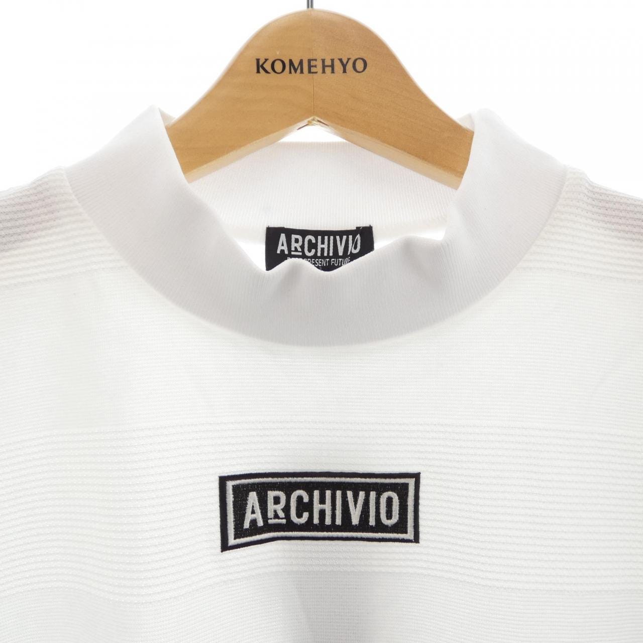 アルチビオ ARCHIVIO トップス