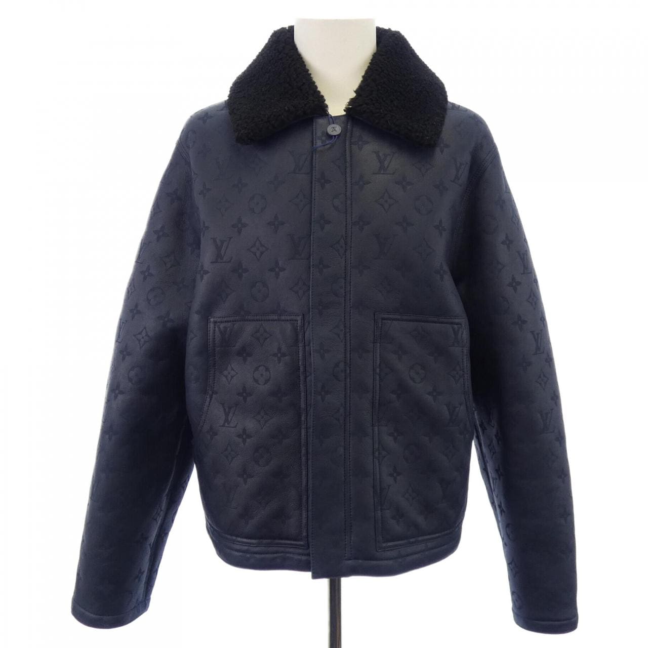 ルイヴィトン LOUIS VUITTON LVSEモノグラムシアリング HML42EYGL ムートンジャケット